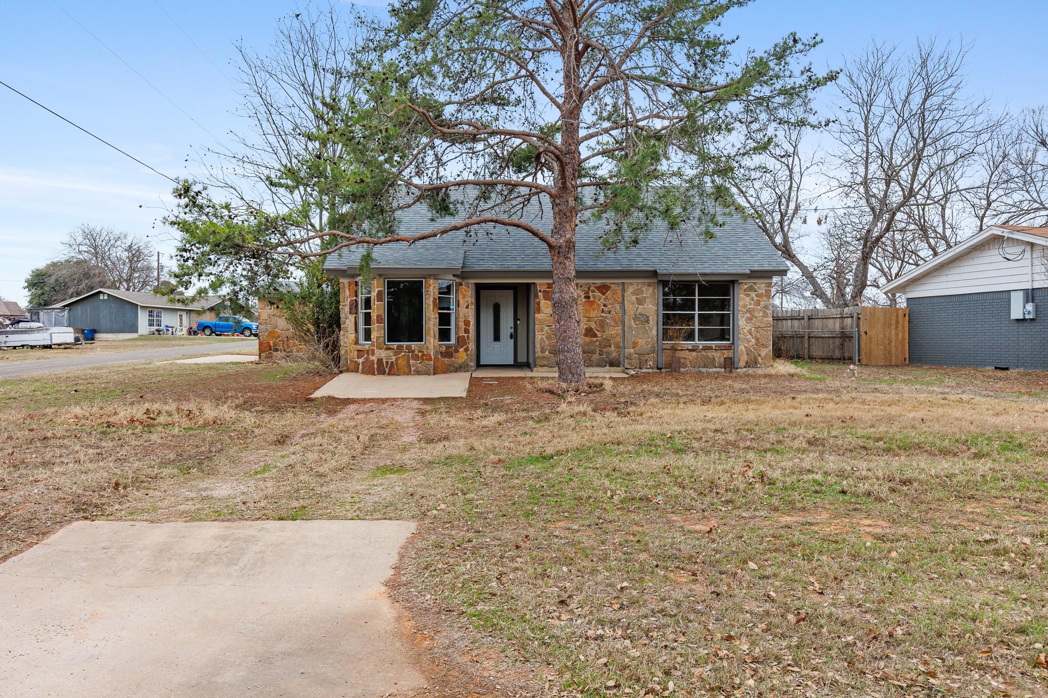 Single Family Residence