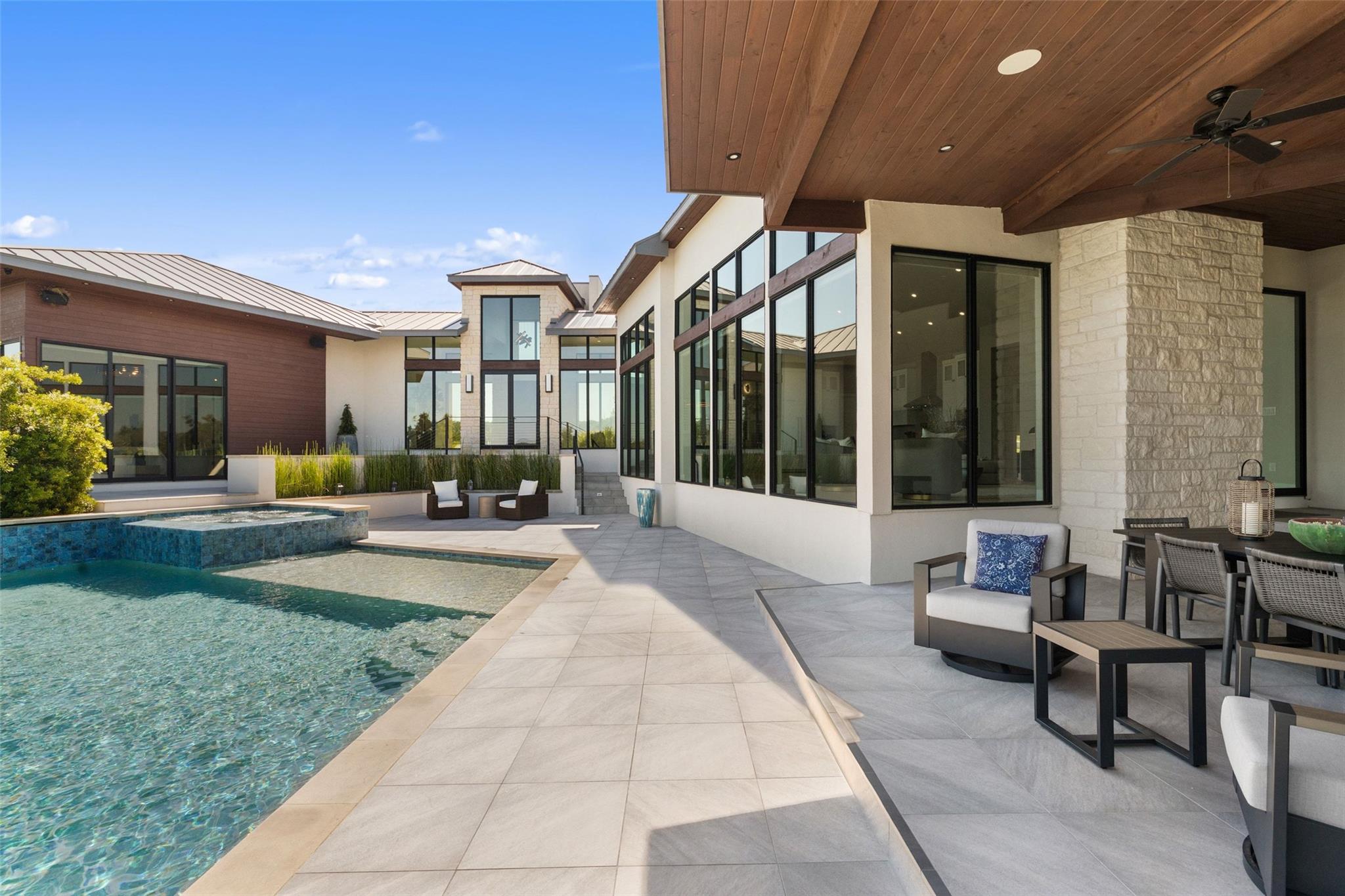 Single Family Residence