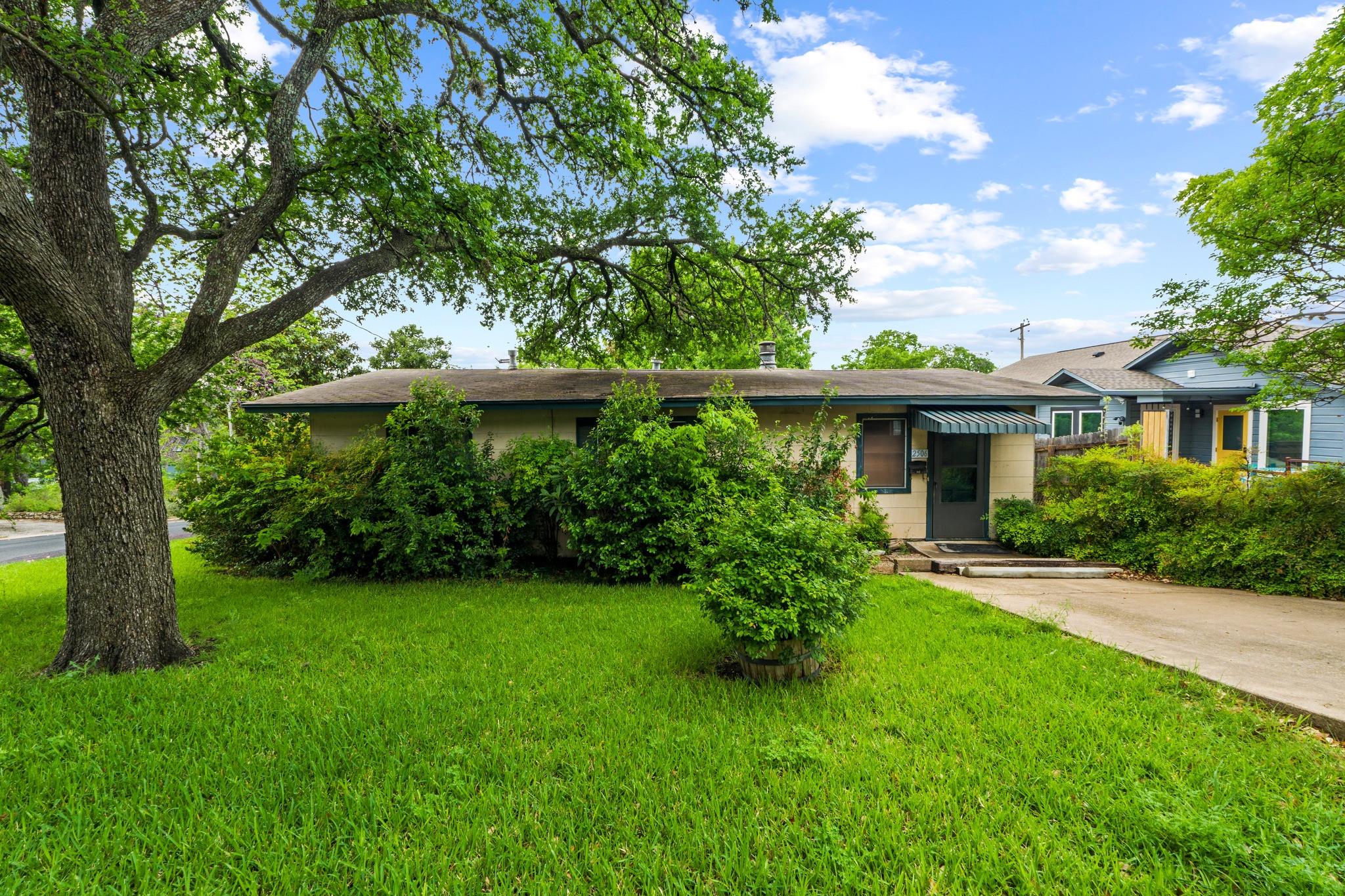 Single Family Residence