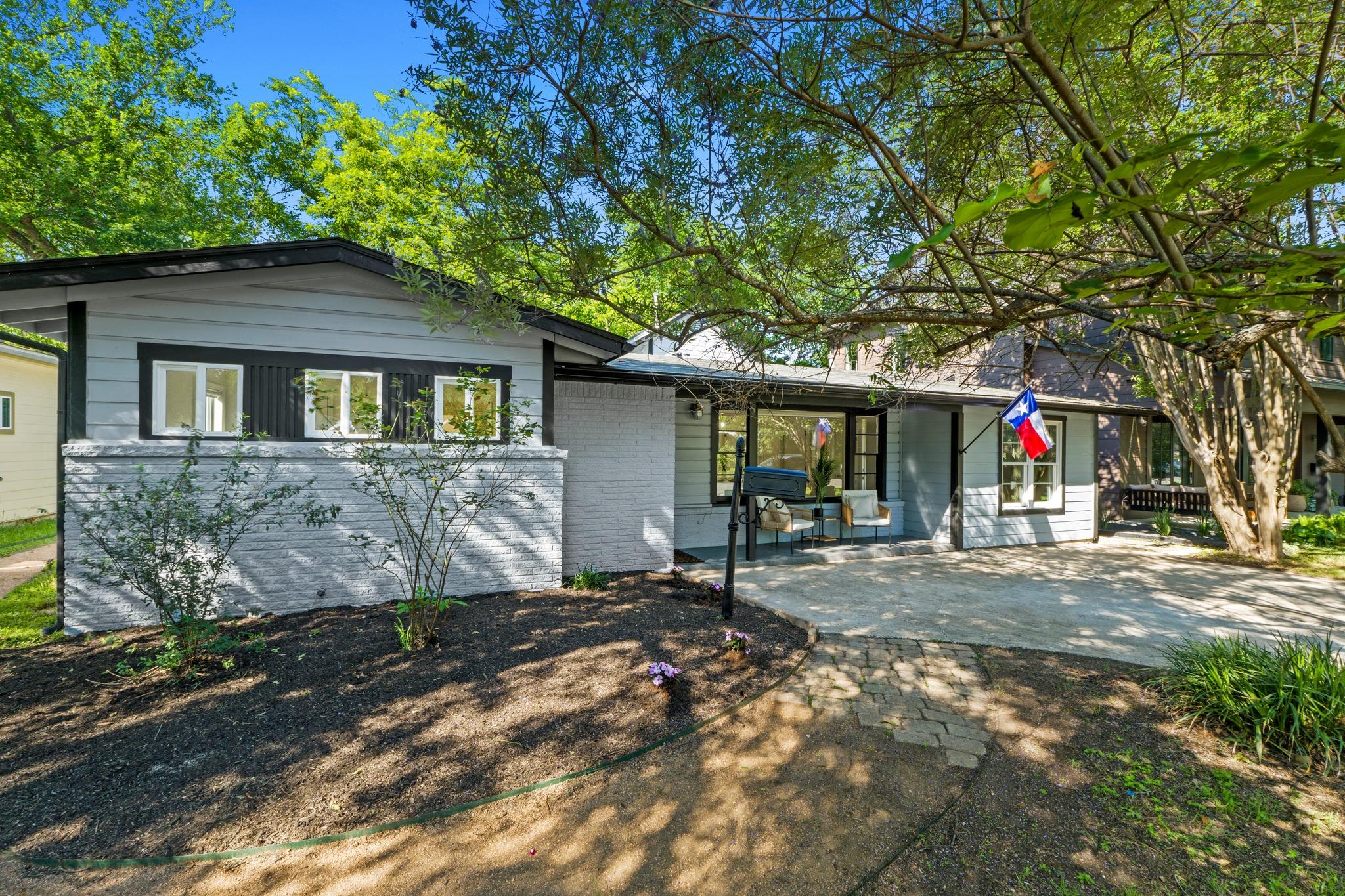 Single Family Residence