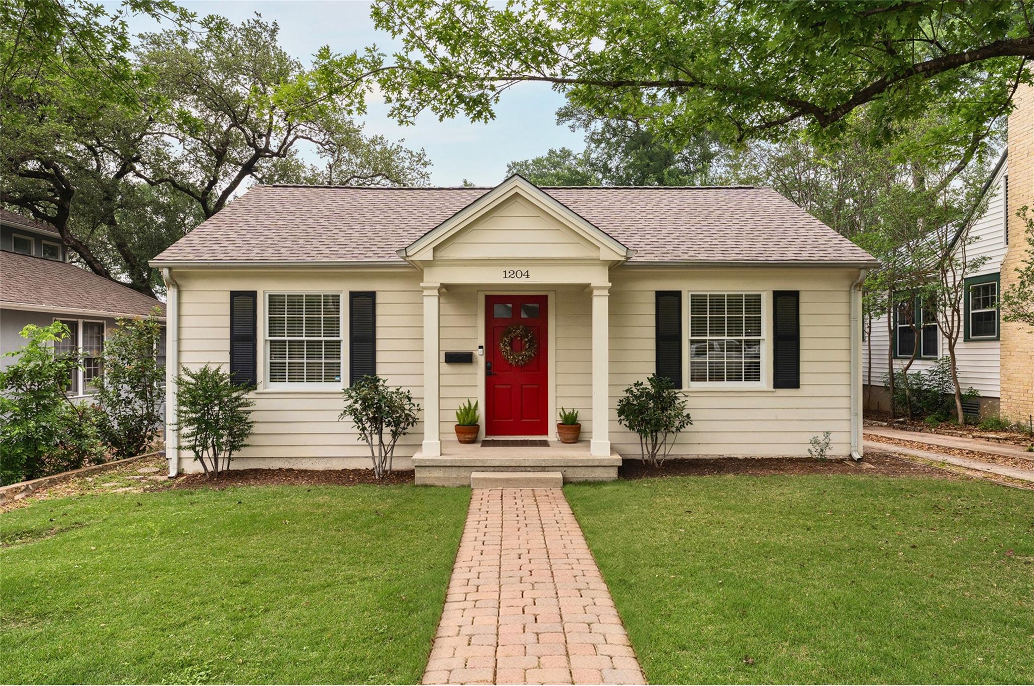 Single Family Residence