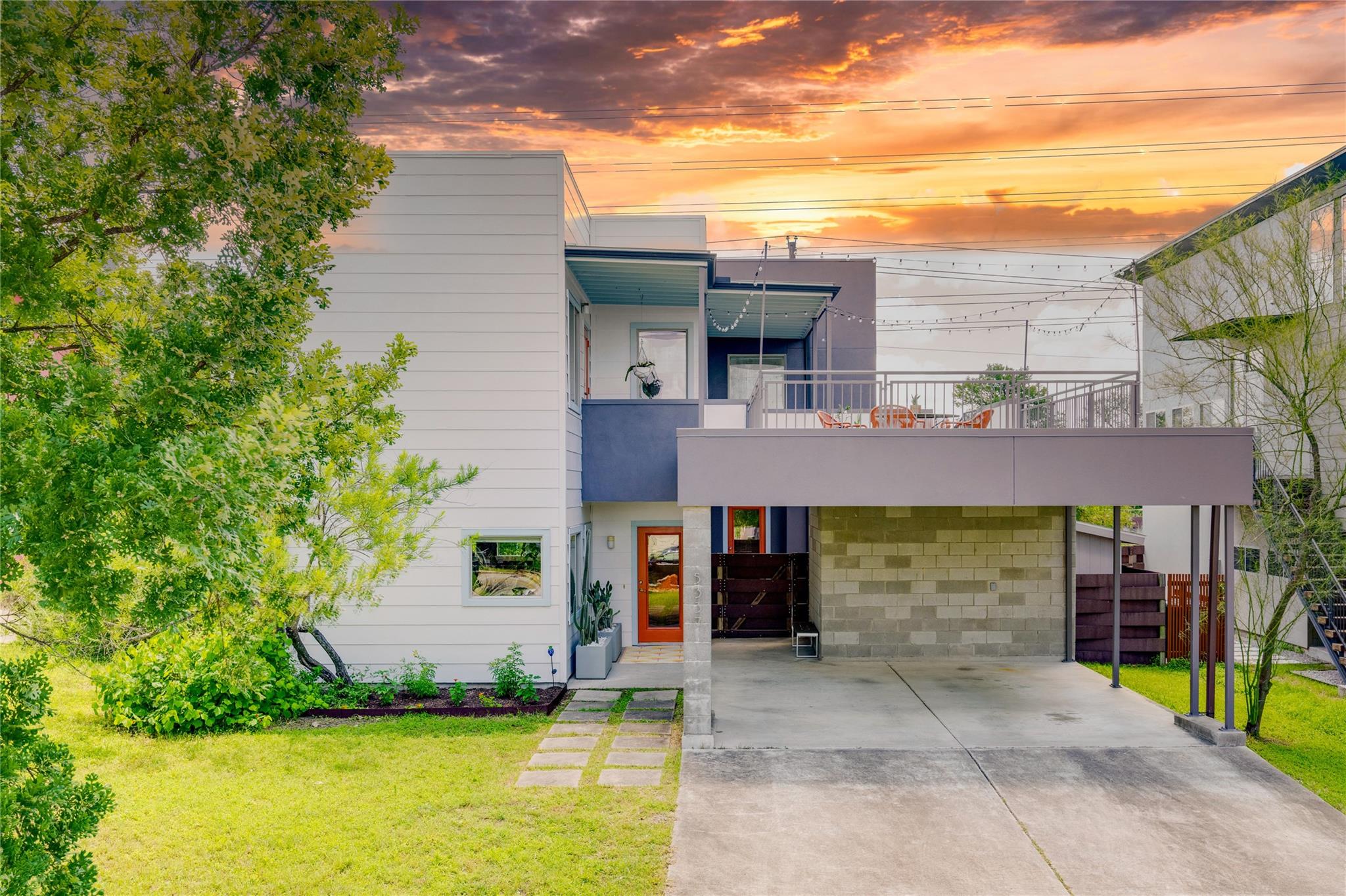 Single Family Residence
