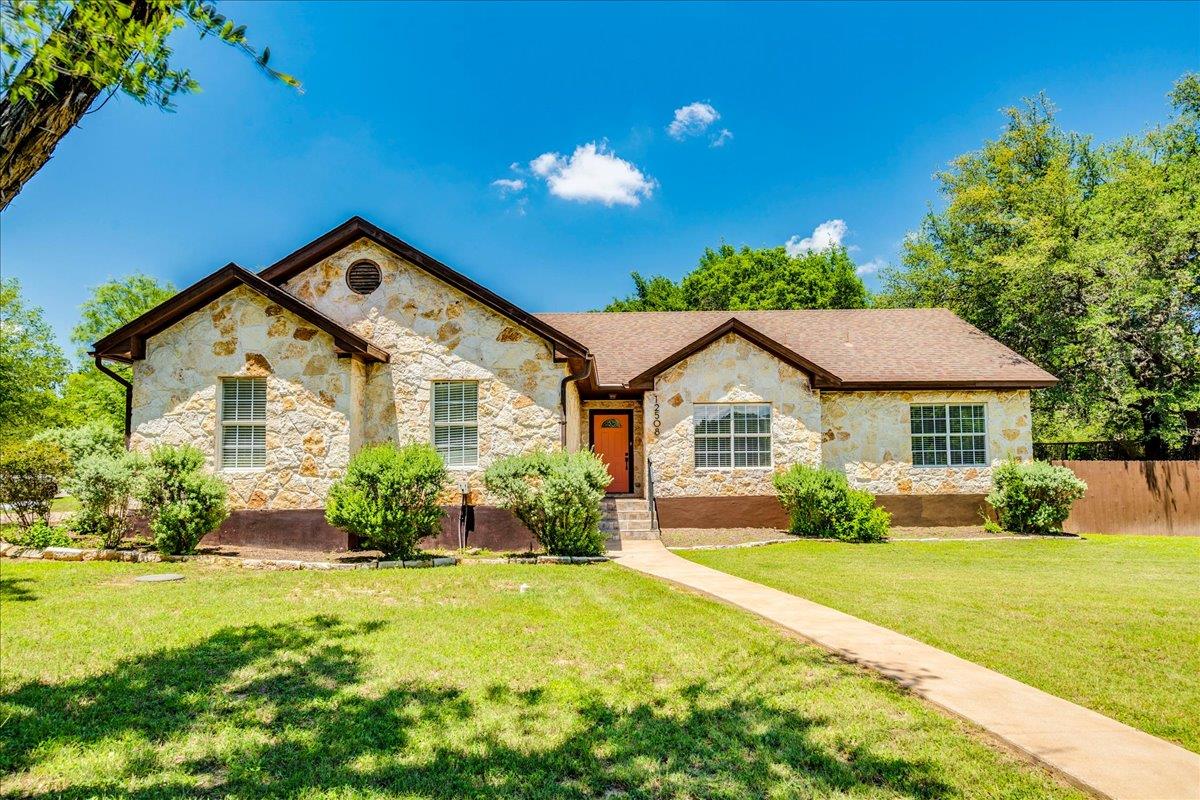 Single Family Residence