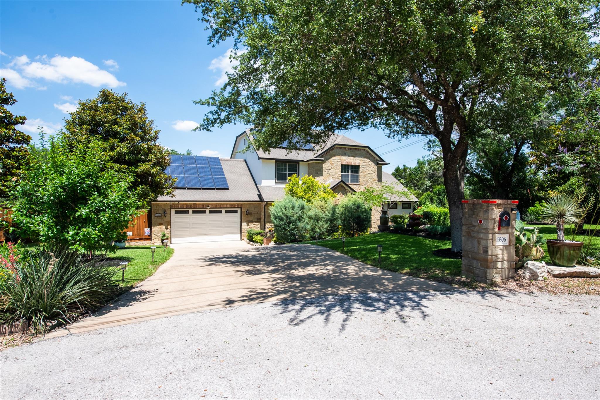 Single Family Residence
