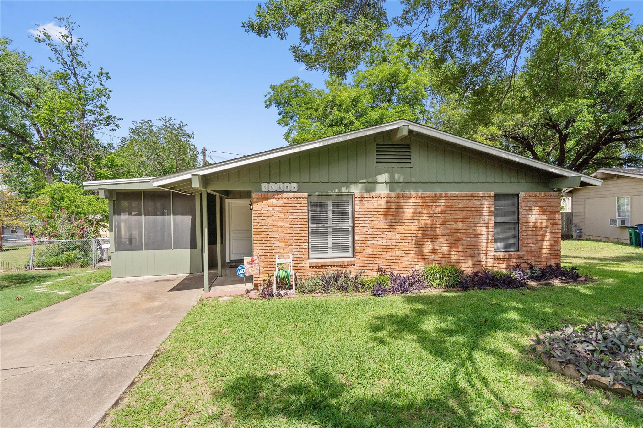 Single Family Residence
