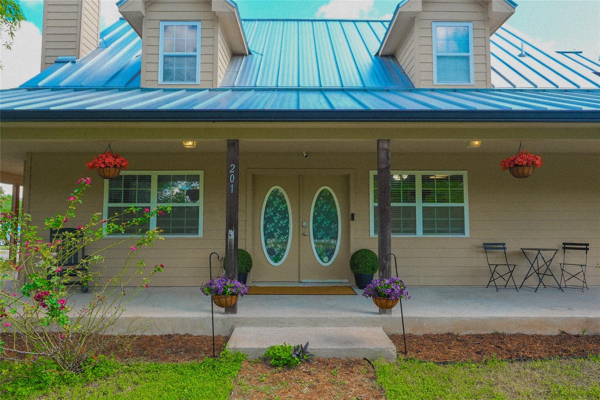 Single Family Residence