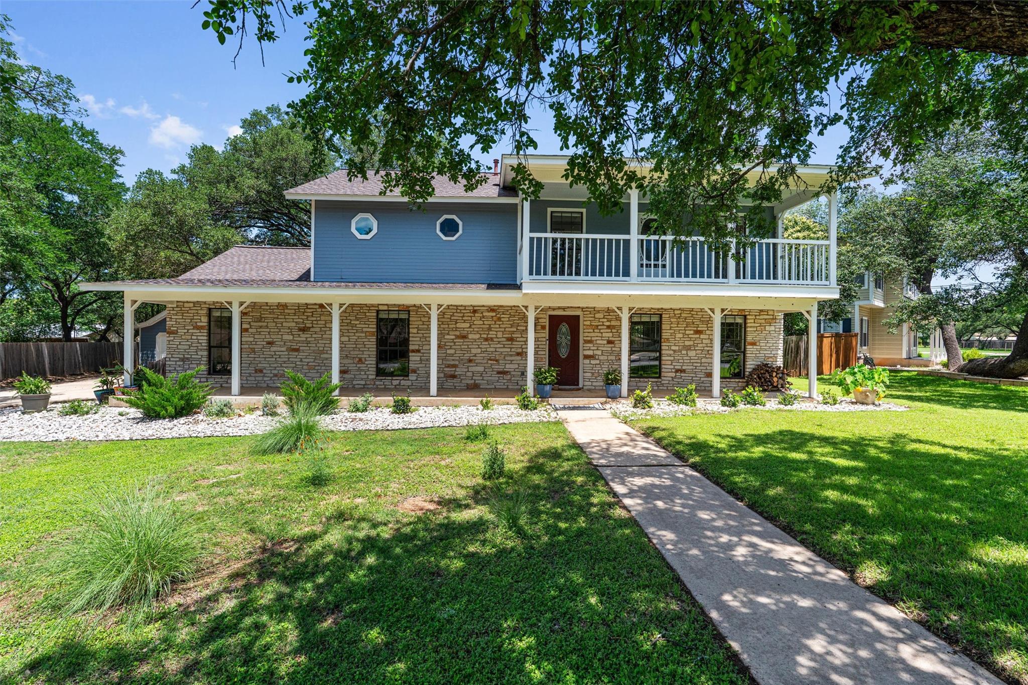 Single Family Residence