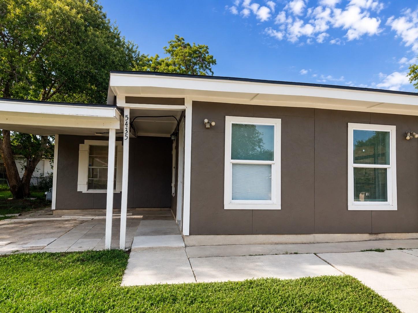 Single Family Residence