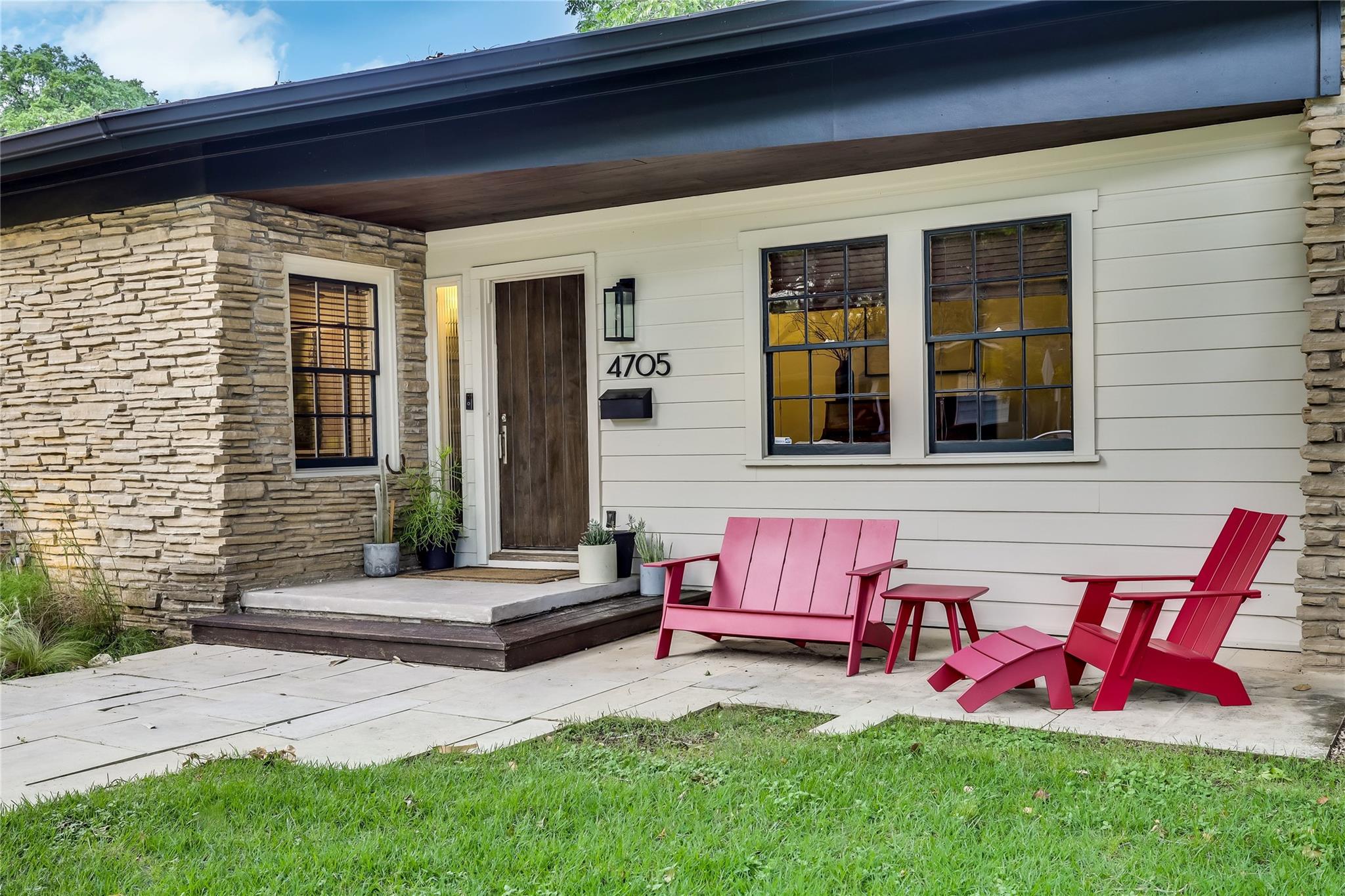 Single Family Residence