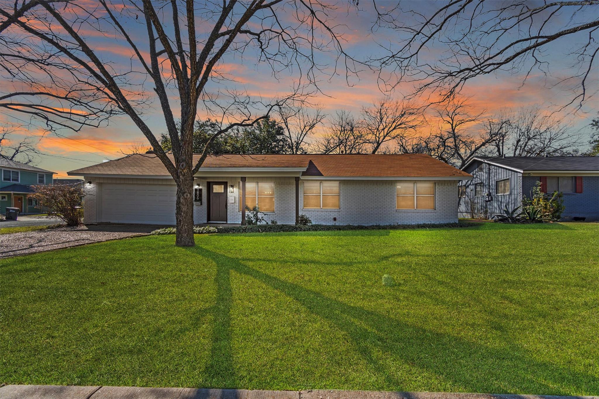 Single Family Residence