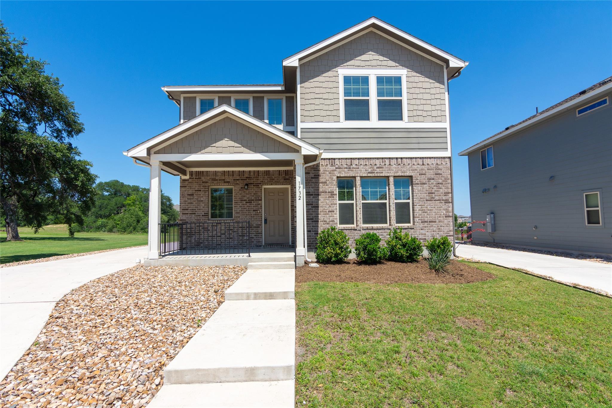 Single Family Residence