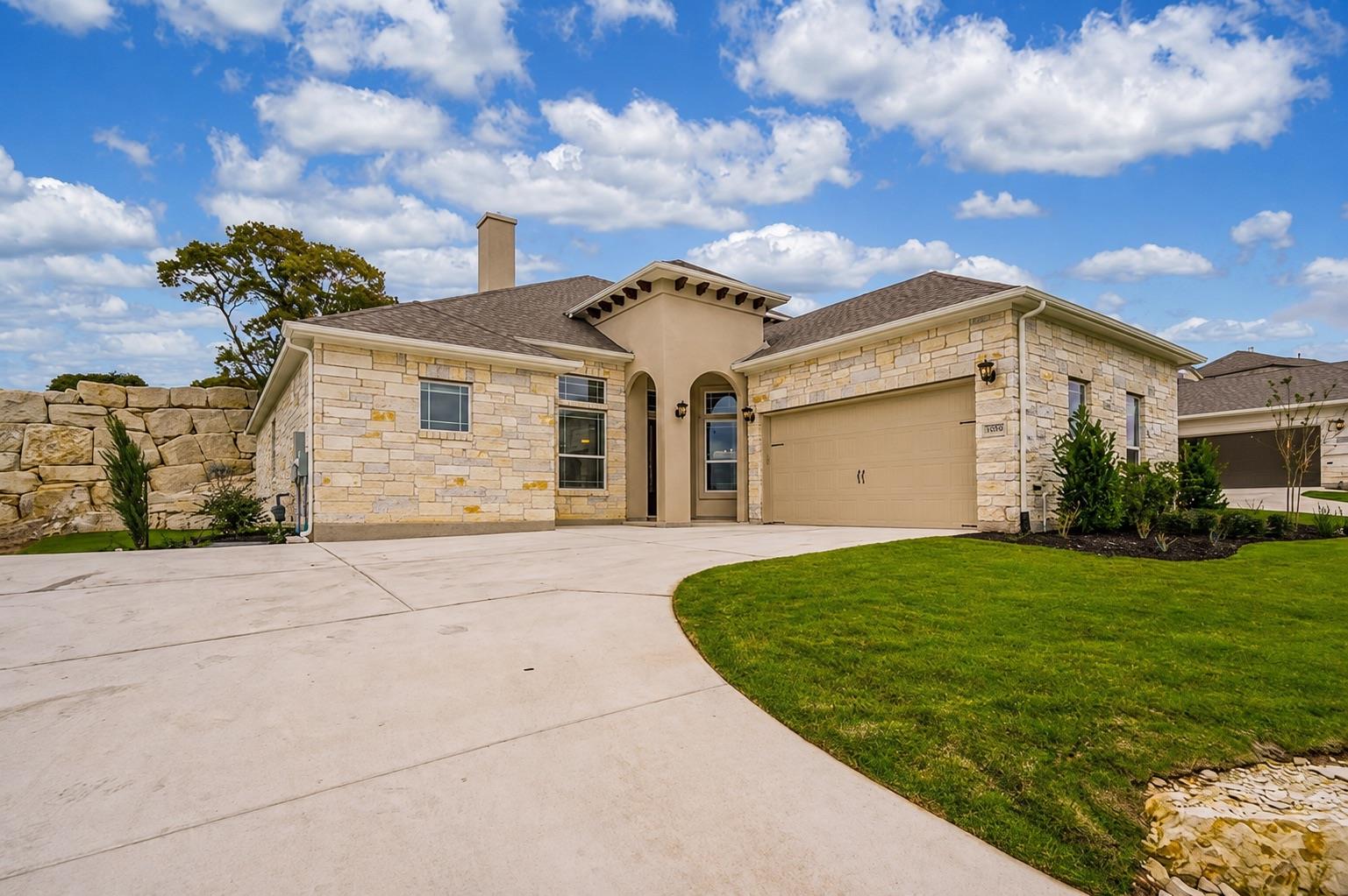 2104 Buffalo Gap