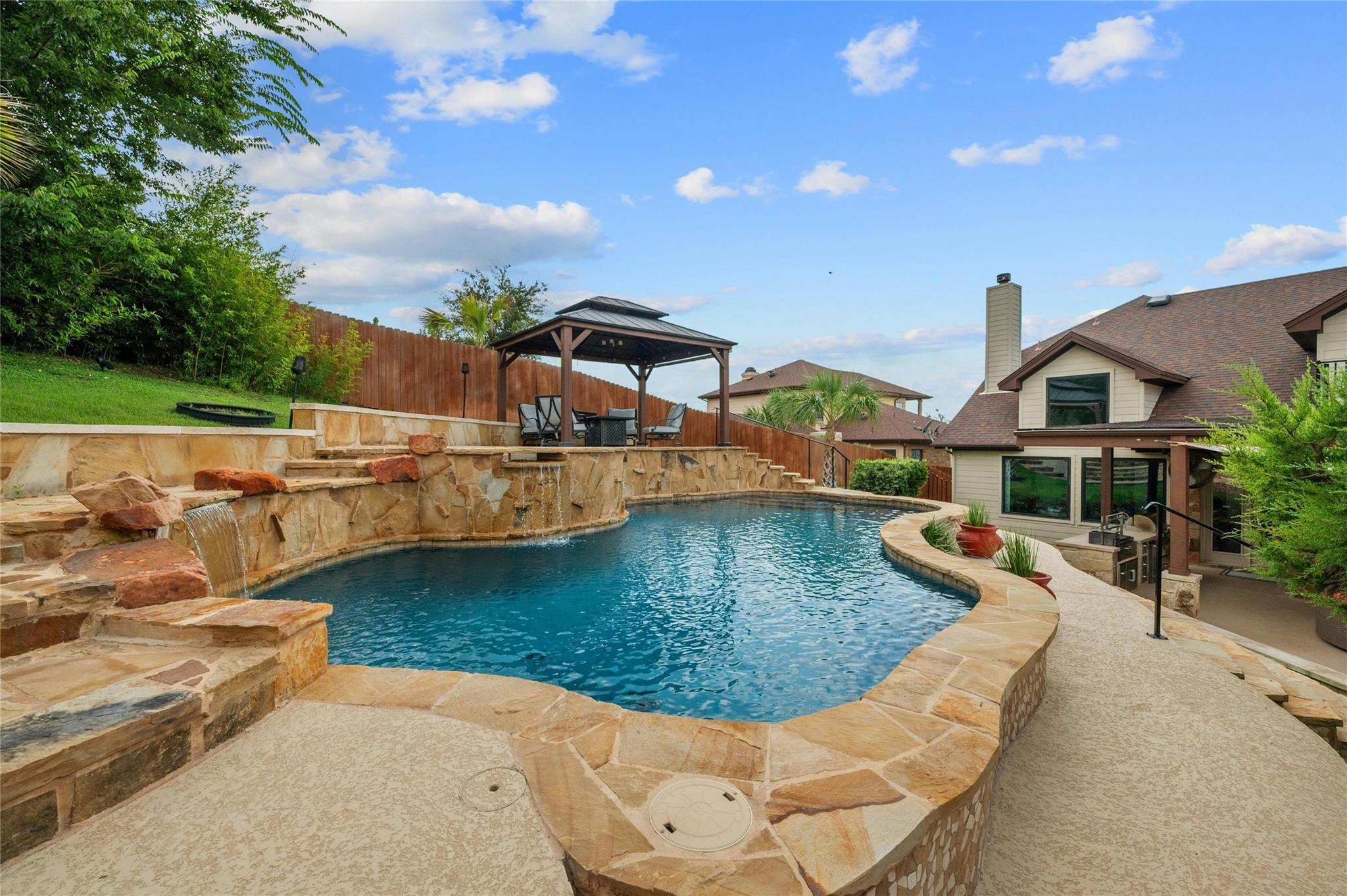Single Family Residence