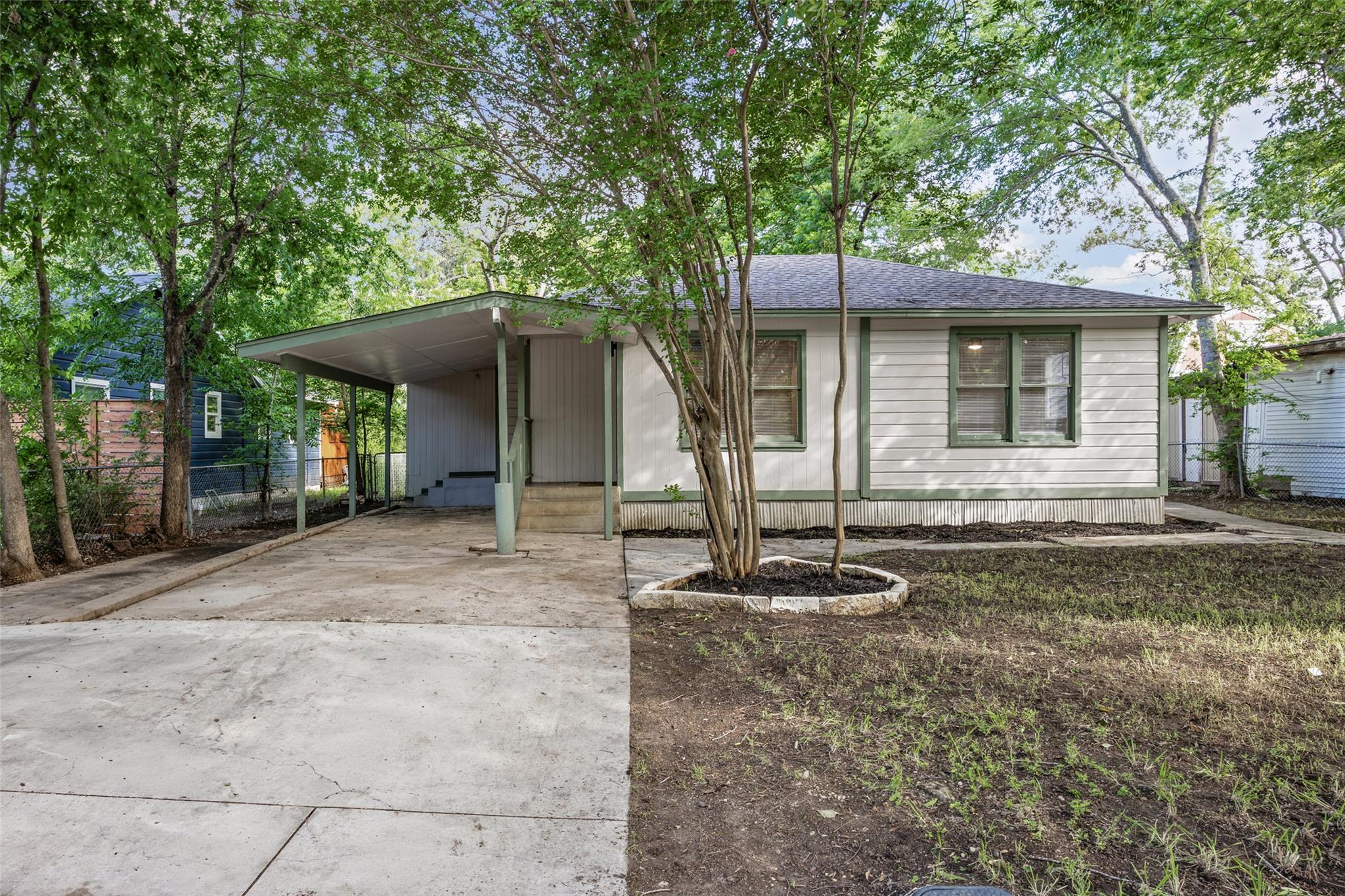 Single Family Residence