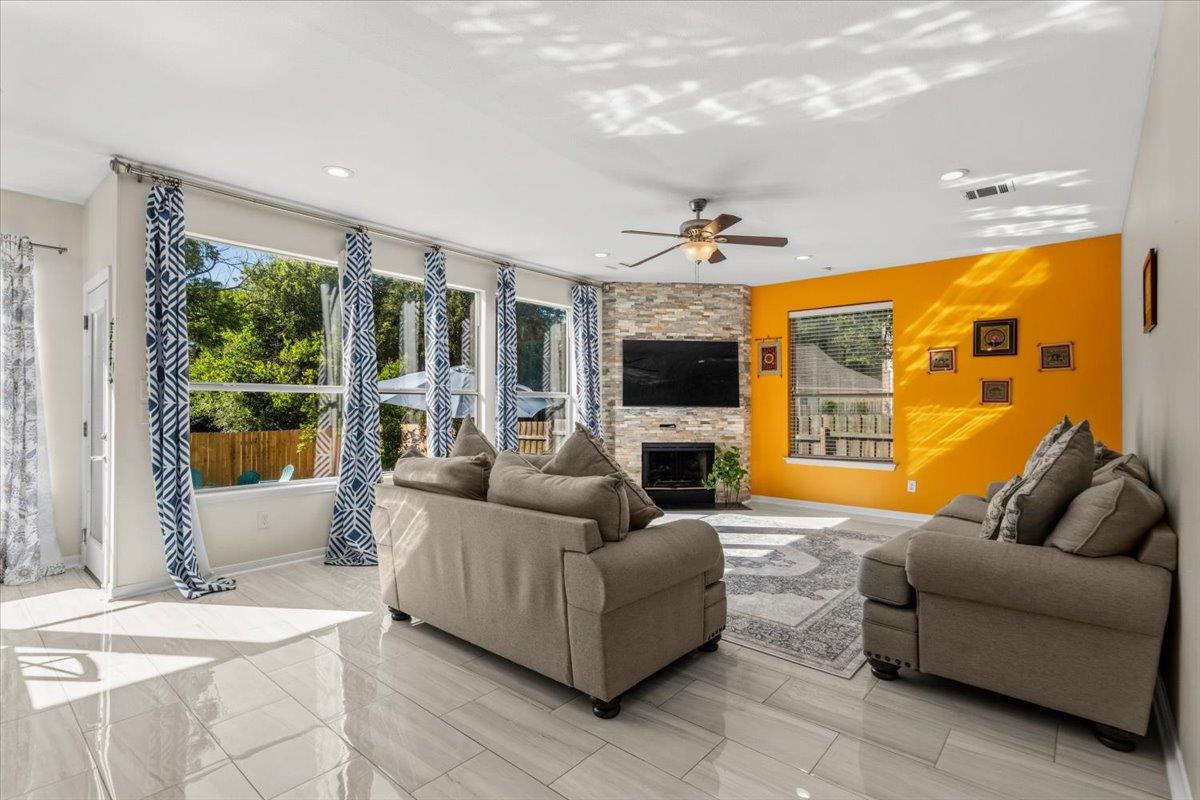 Single Family Residence
