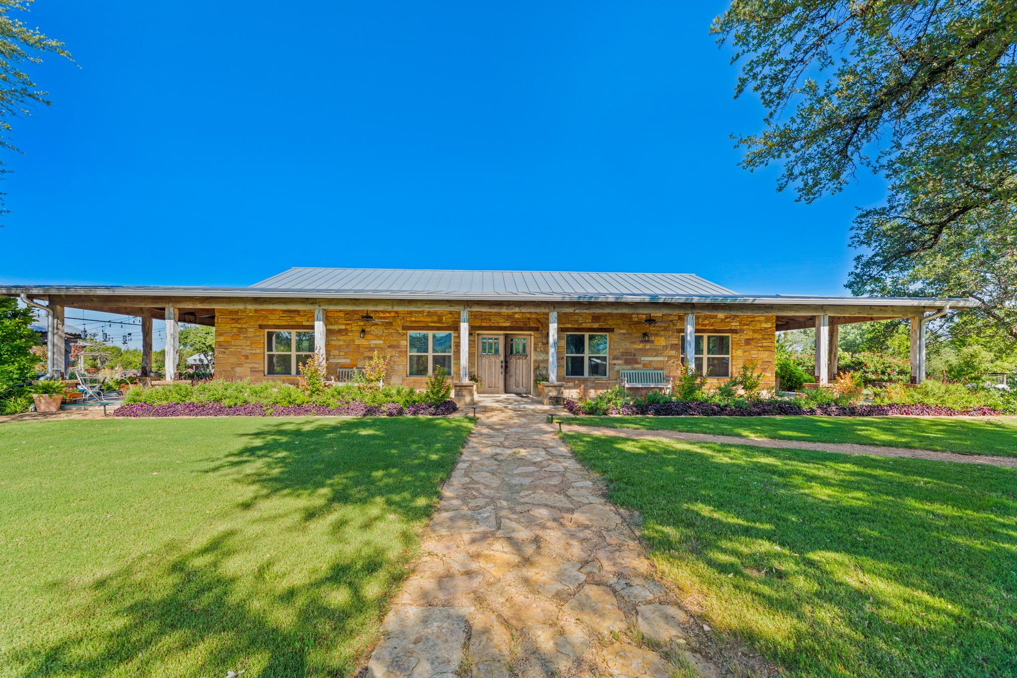 Single Family Residence