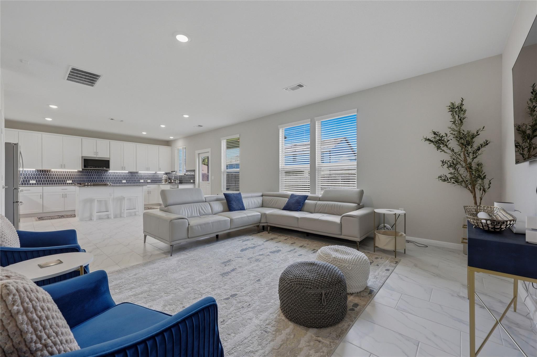 Single Family Residence