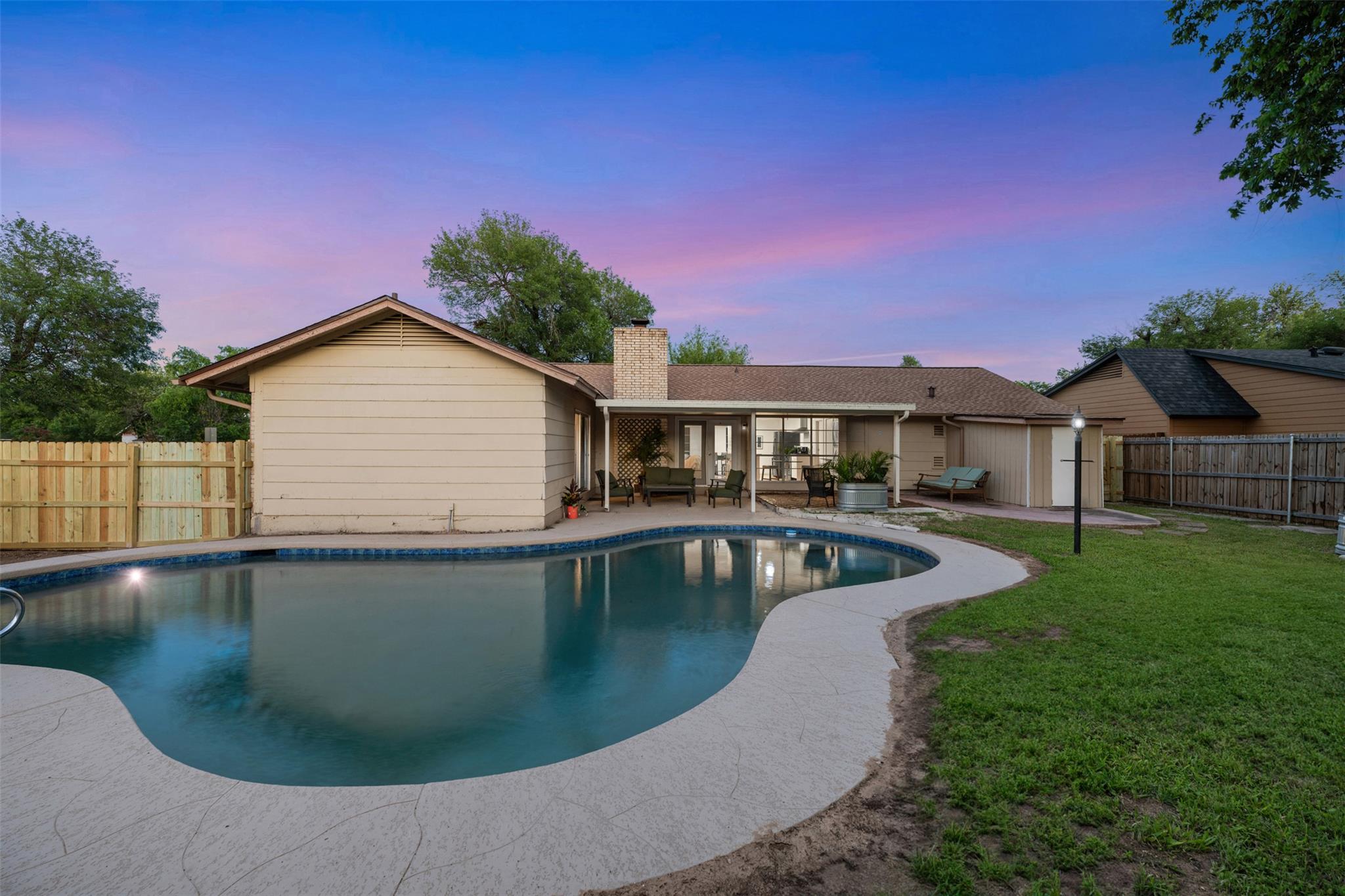 Single Family Residence