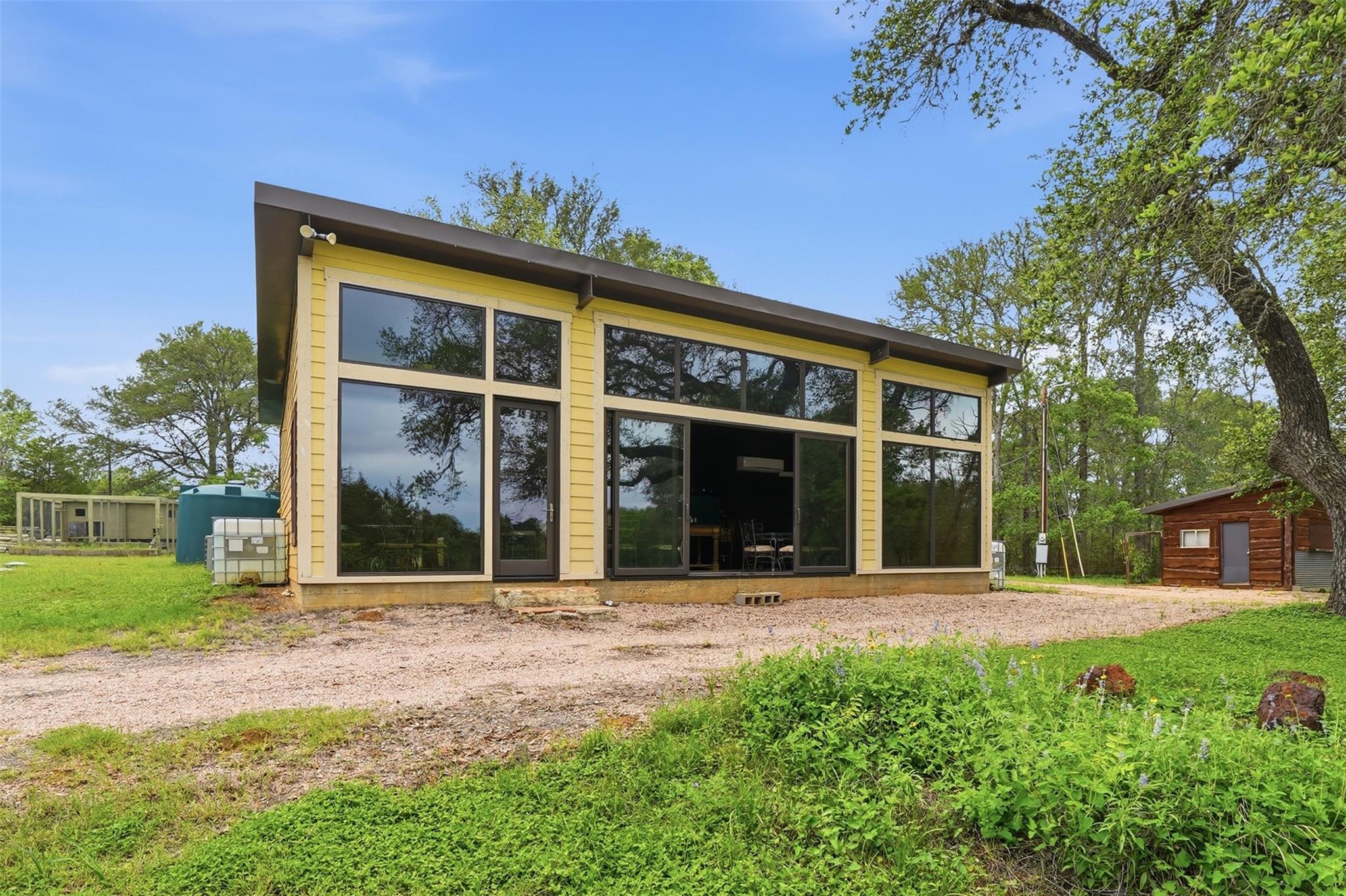 Single Family Residence