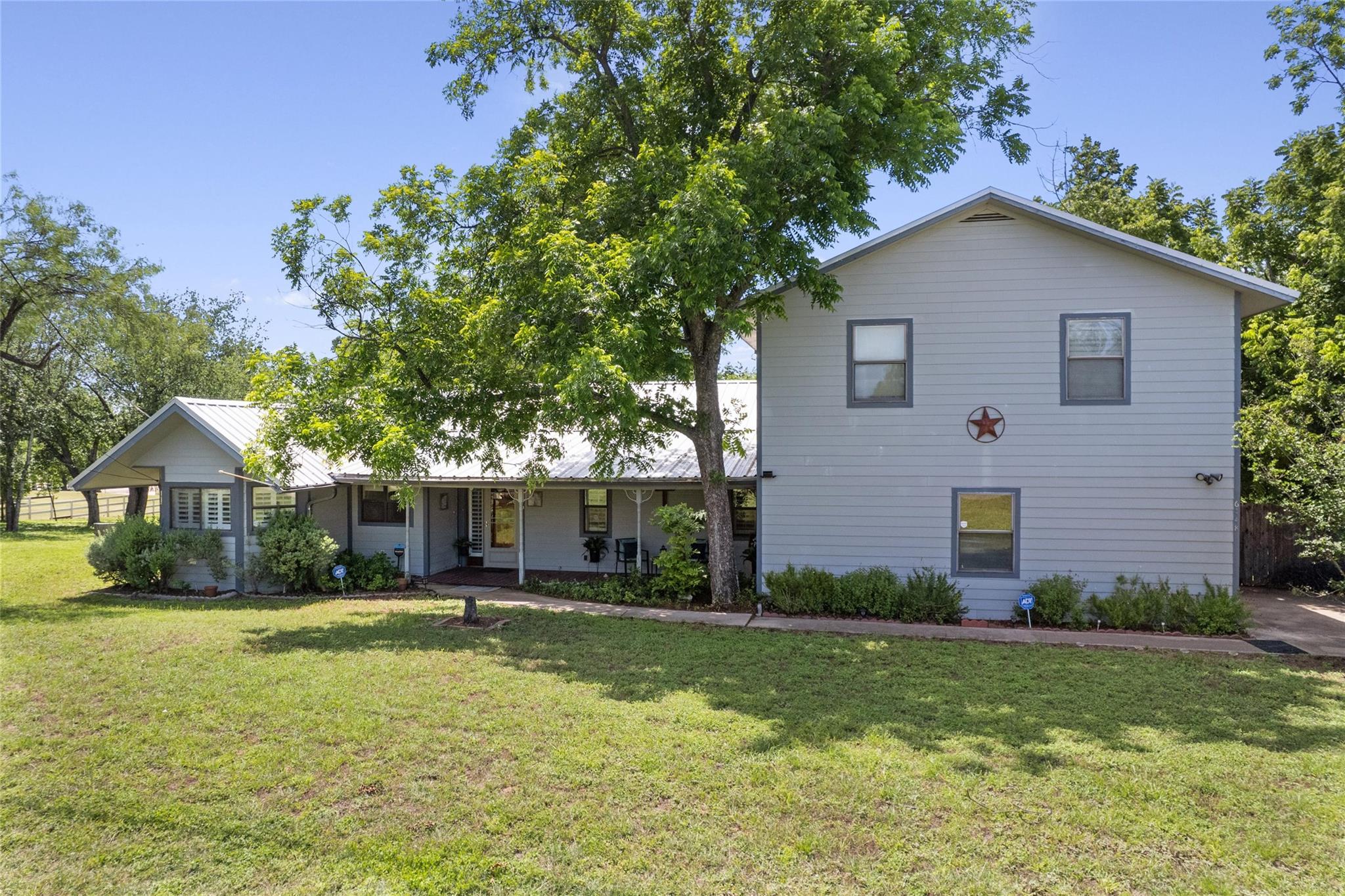 6448 River Oaks