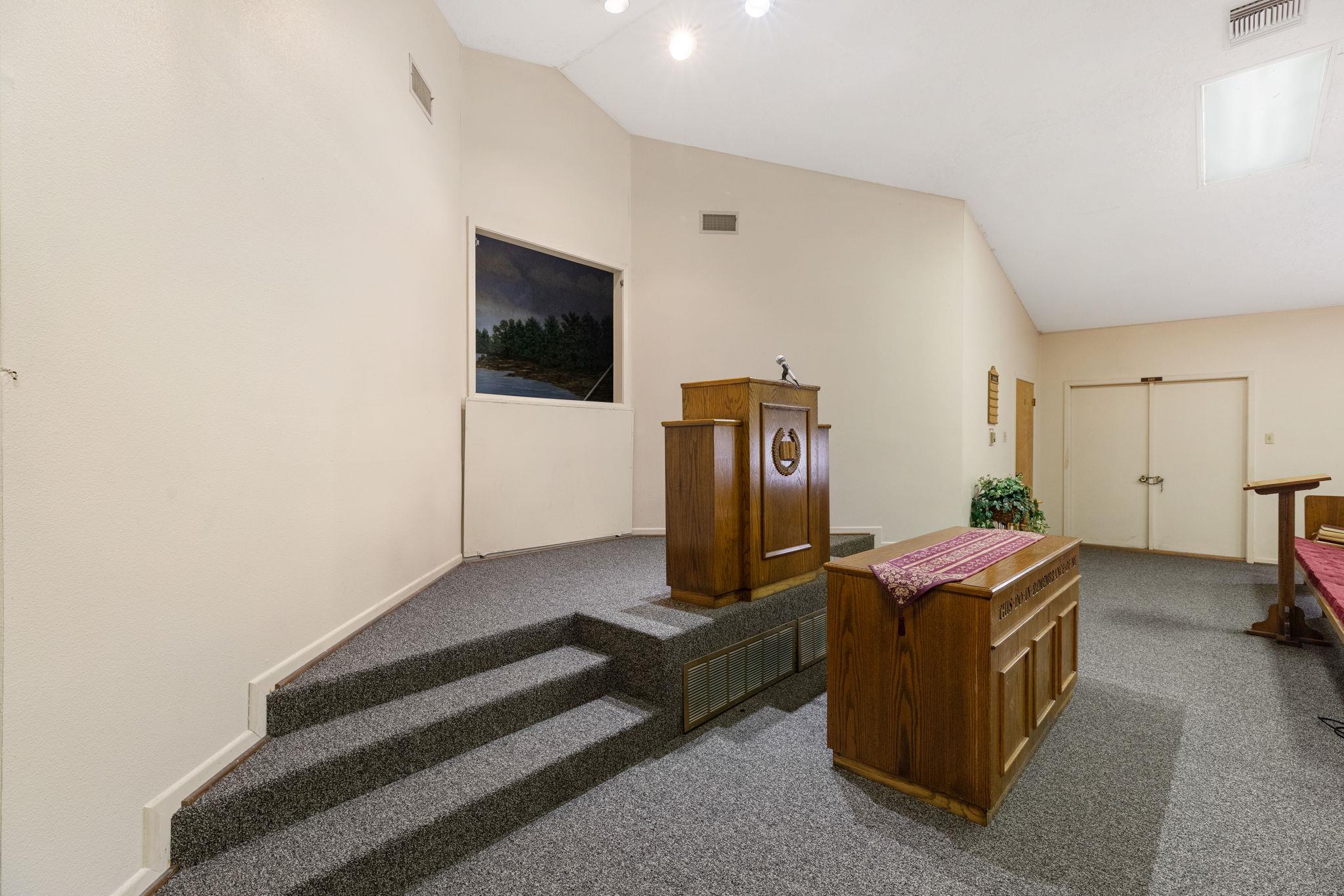 Photo 18