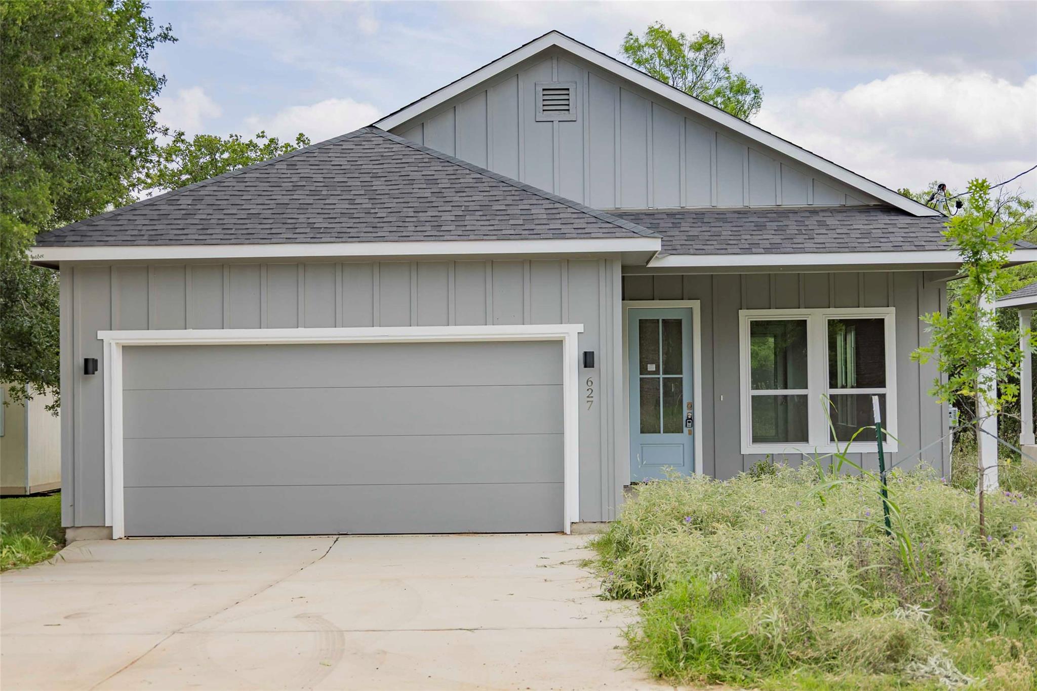 Single Family Residence