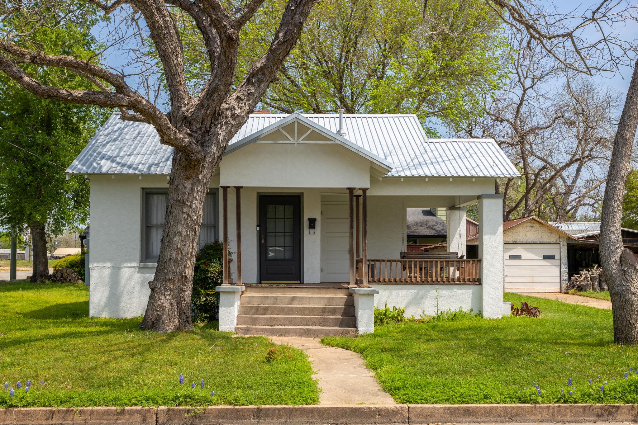 Single Family Residence