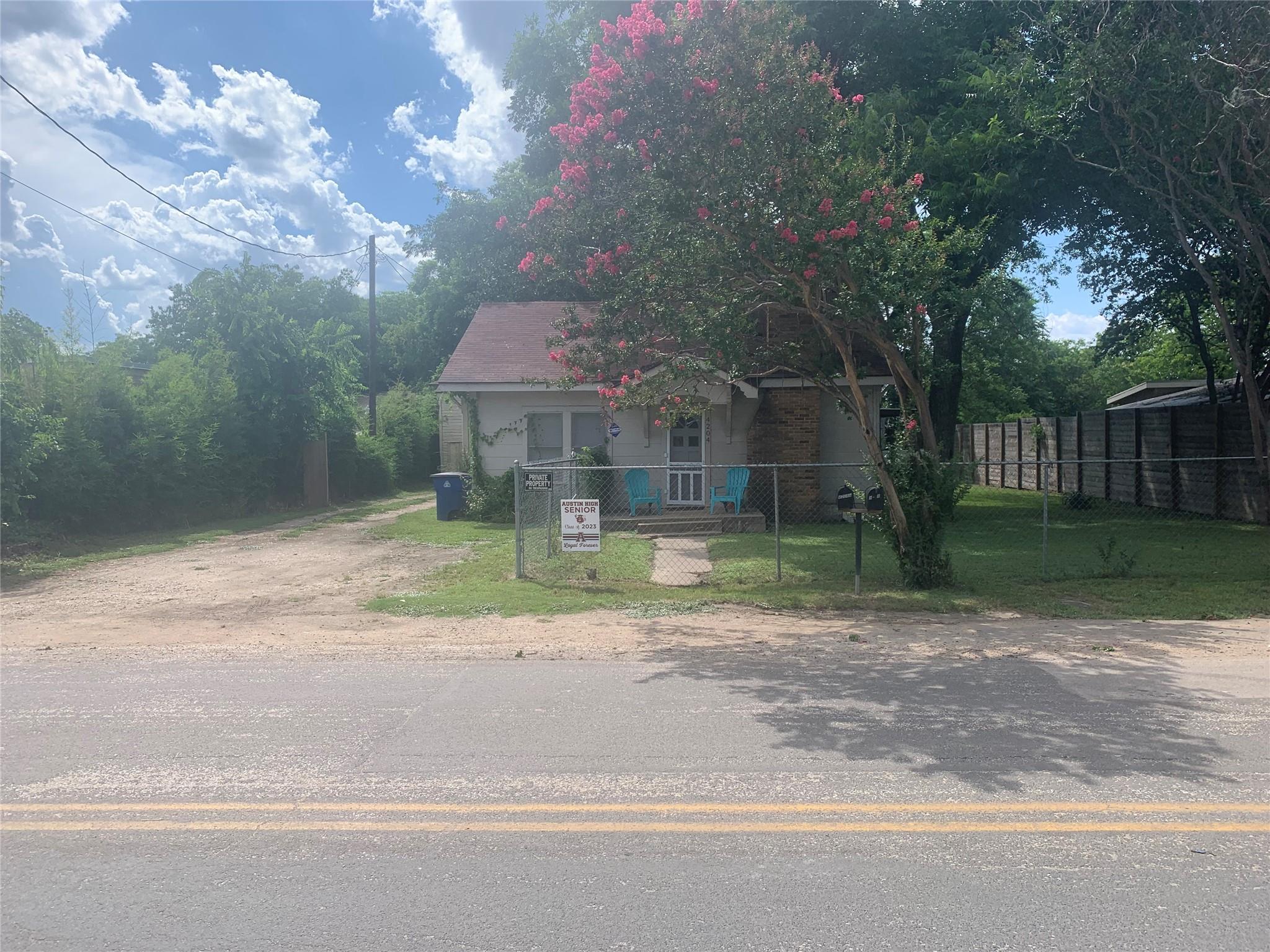 Single Family Residence