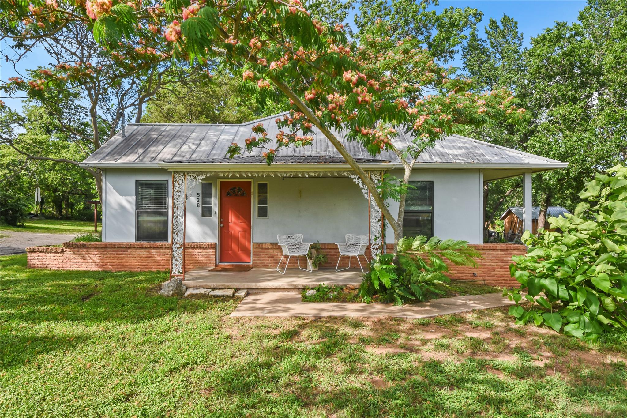 Single Family Residence