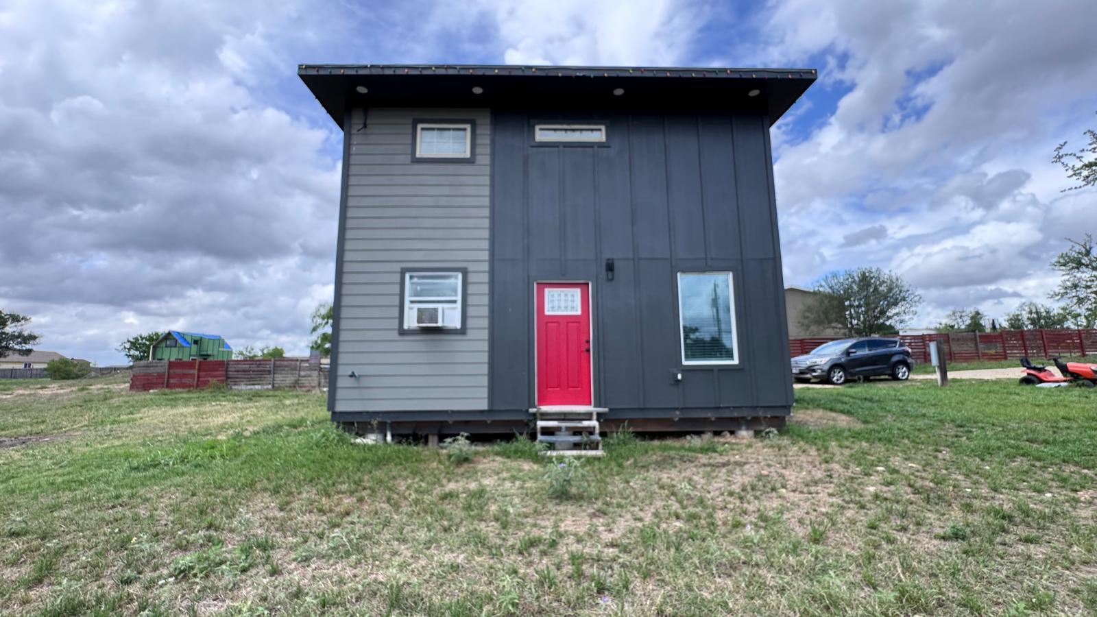 Single Family Residence
