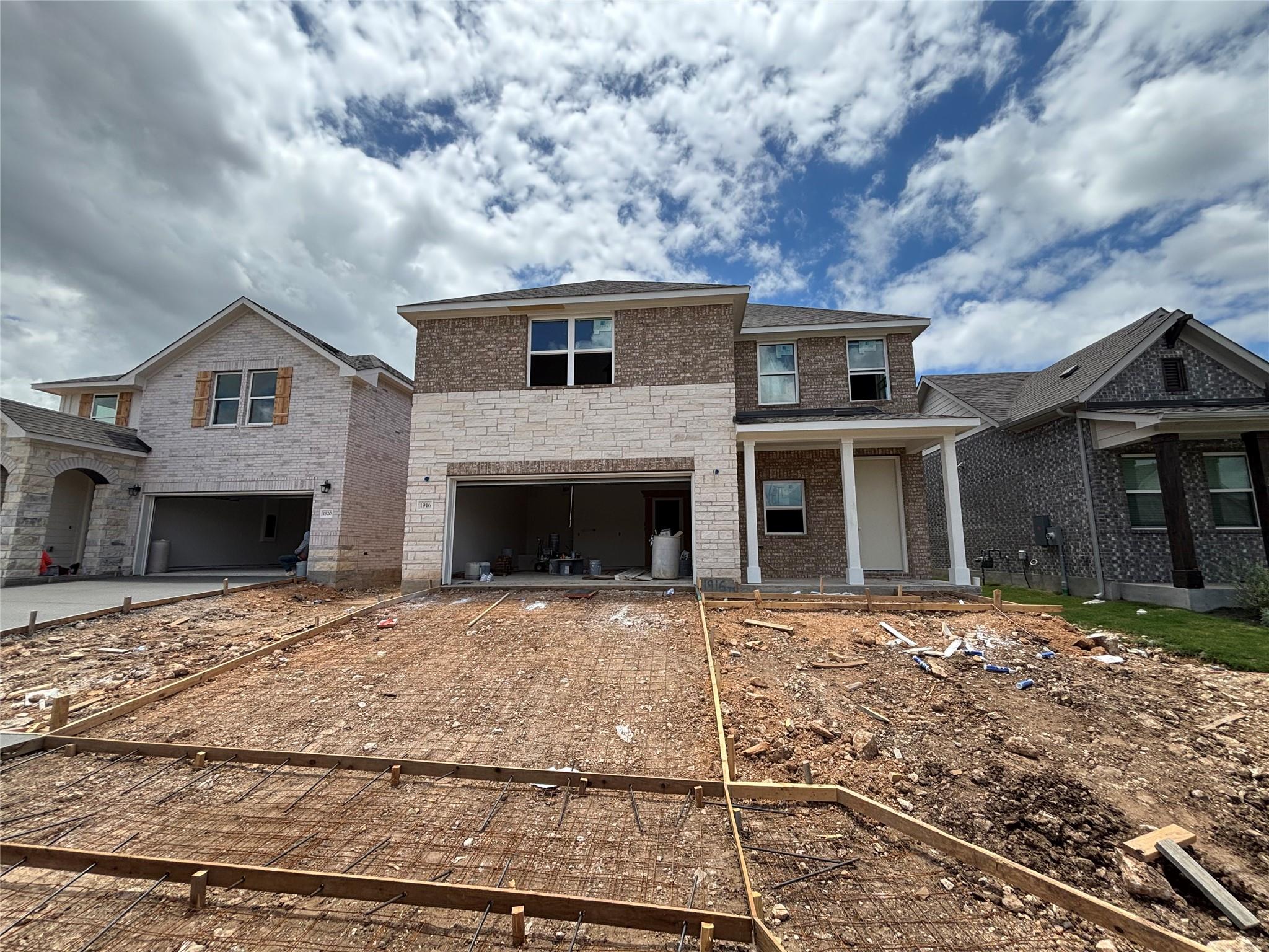 Single Family Residence