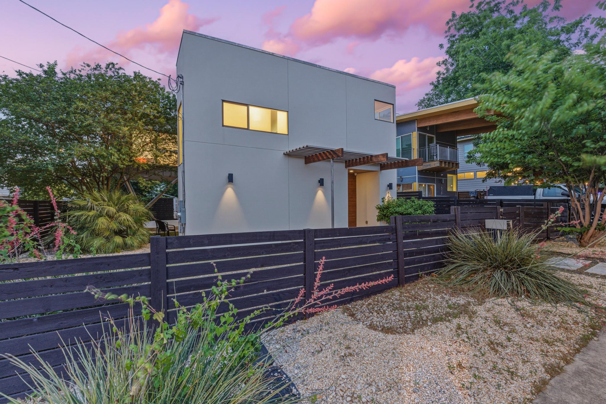 Single Family Residence