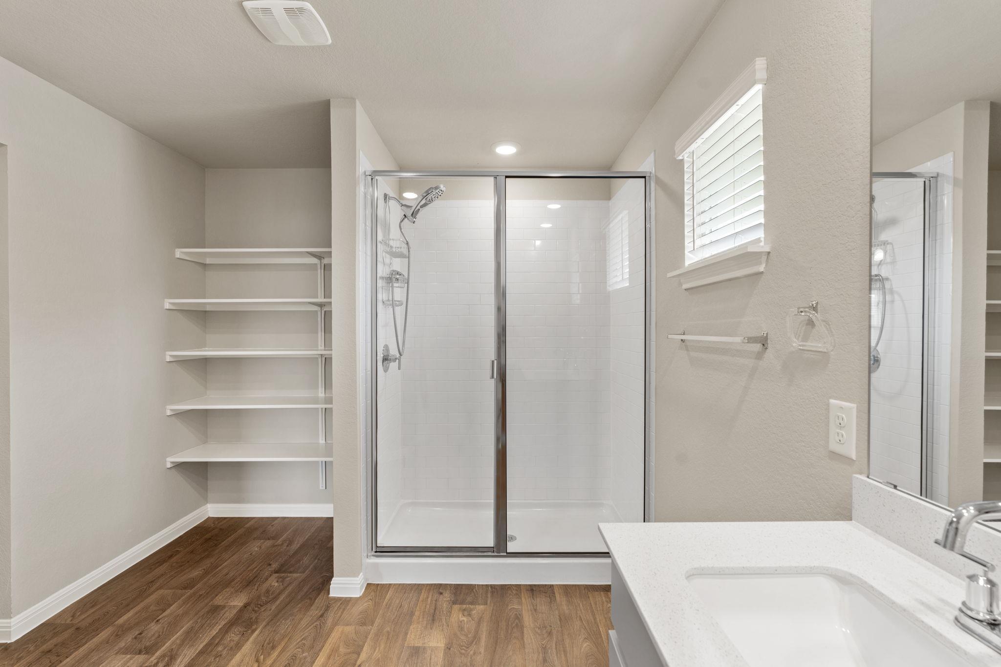 Photo 32