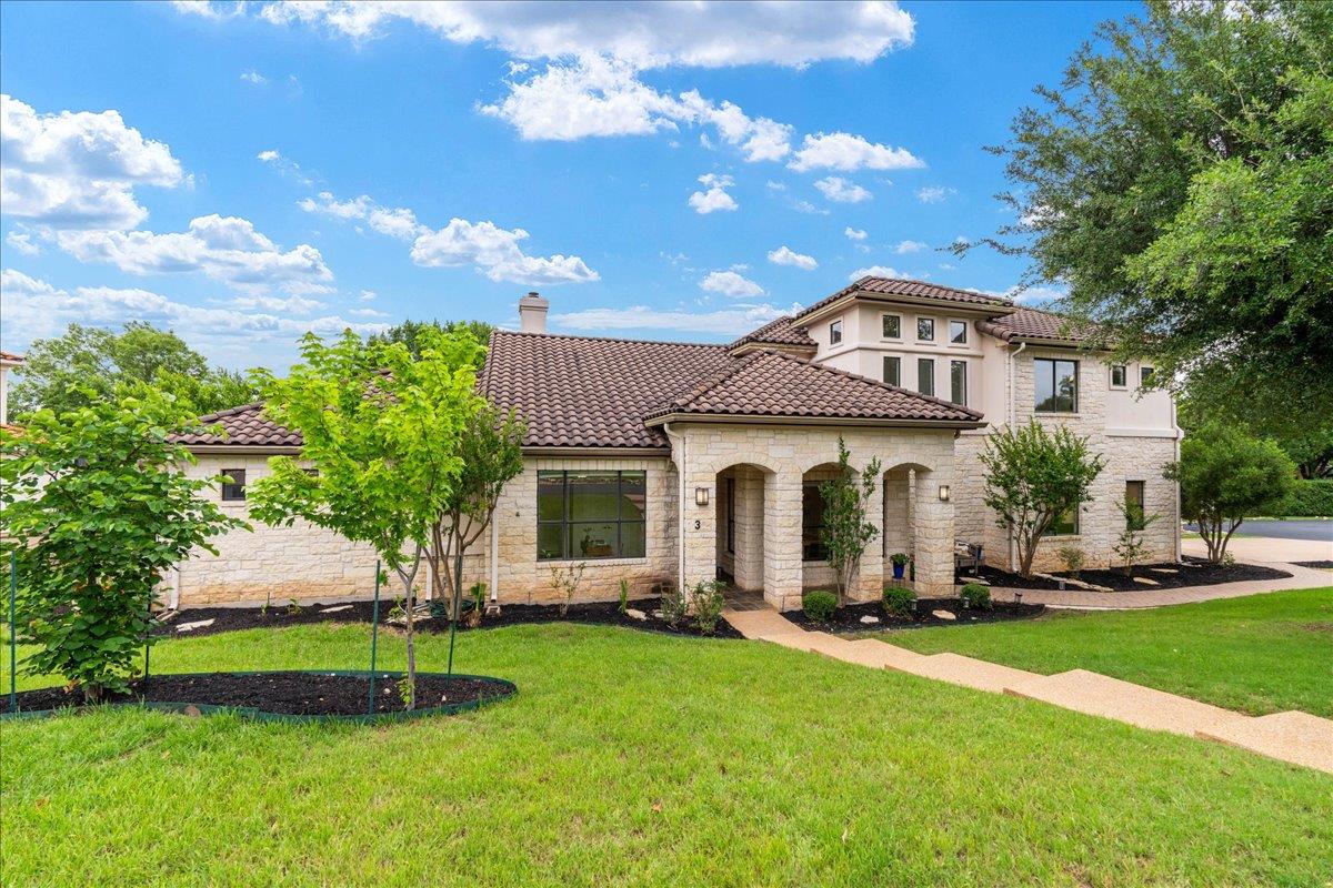 37 Autumn Oaks