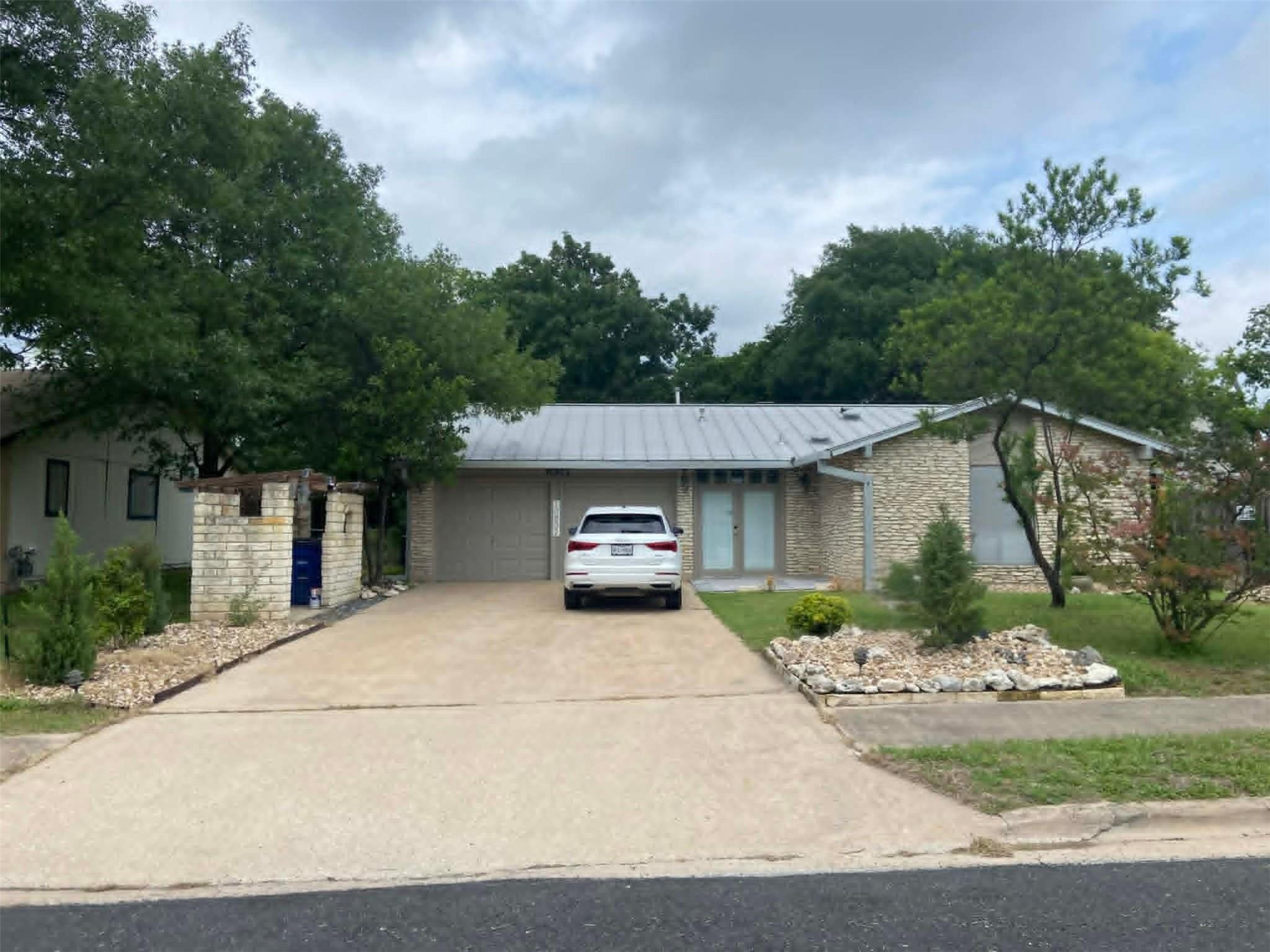 Single Family Residence