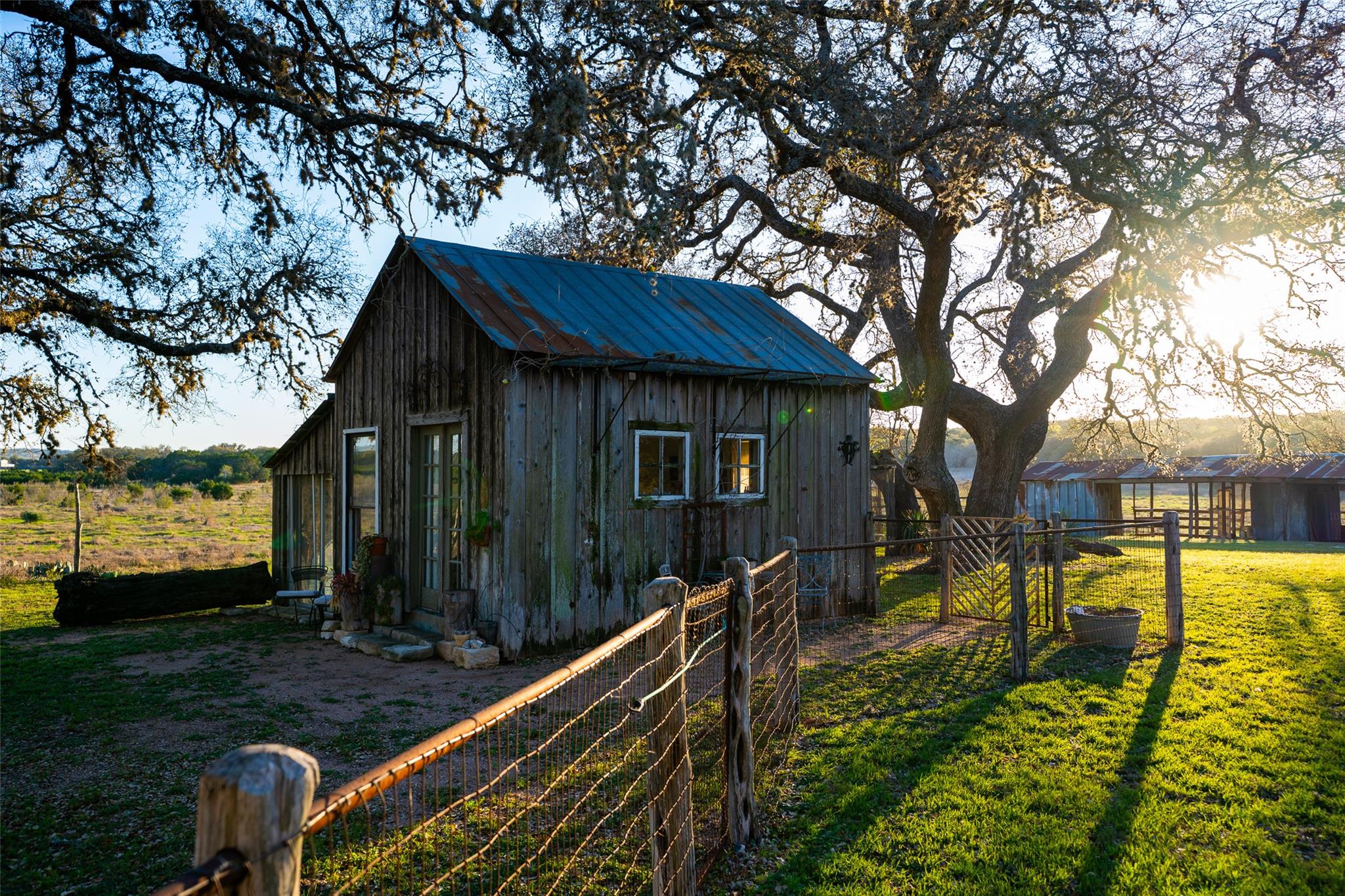 Photo 23