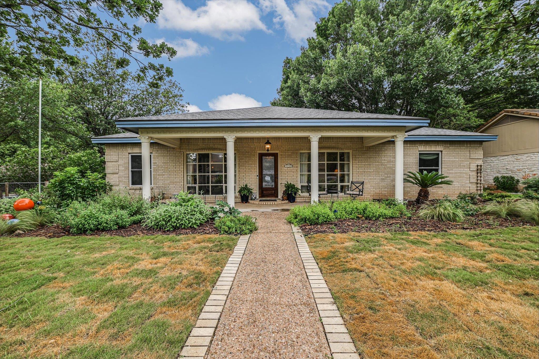 Single Family Residence