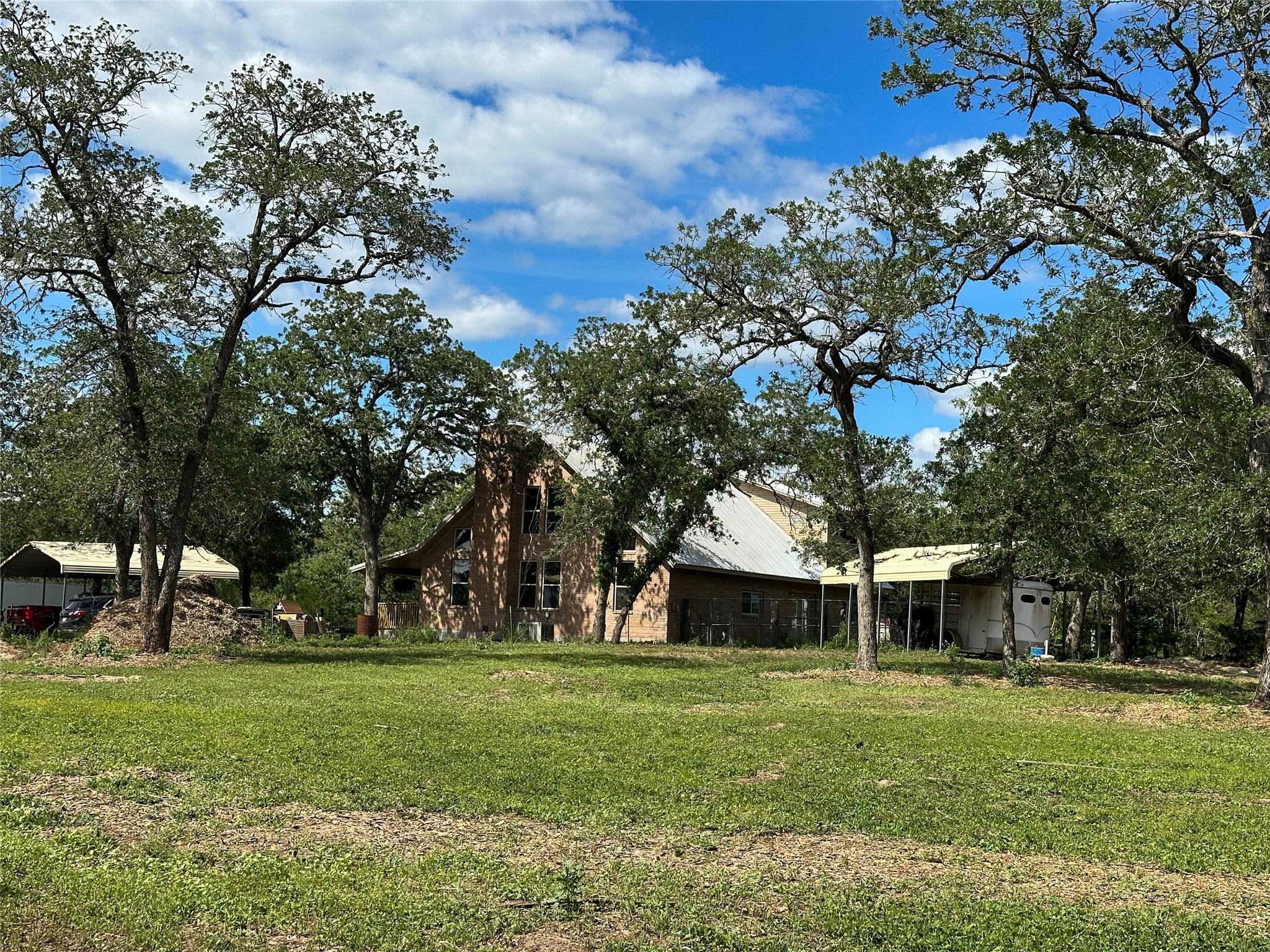 380 Woodlands