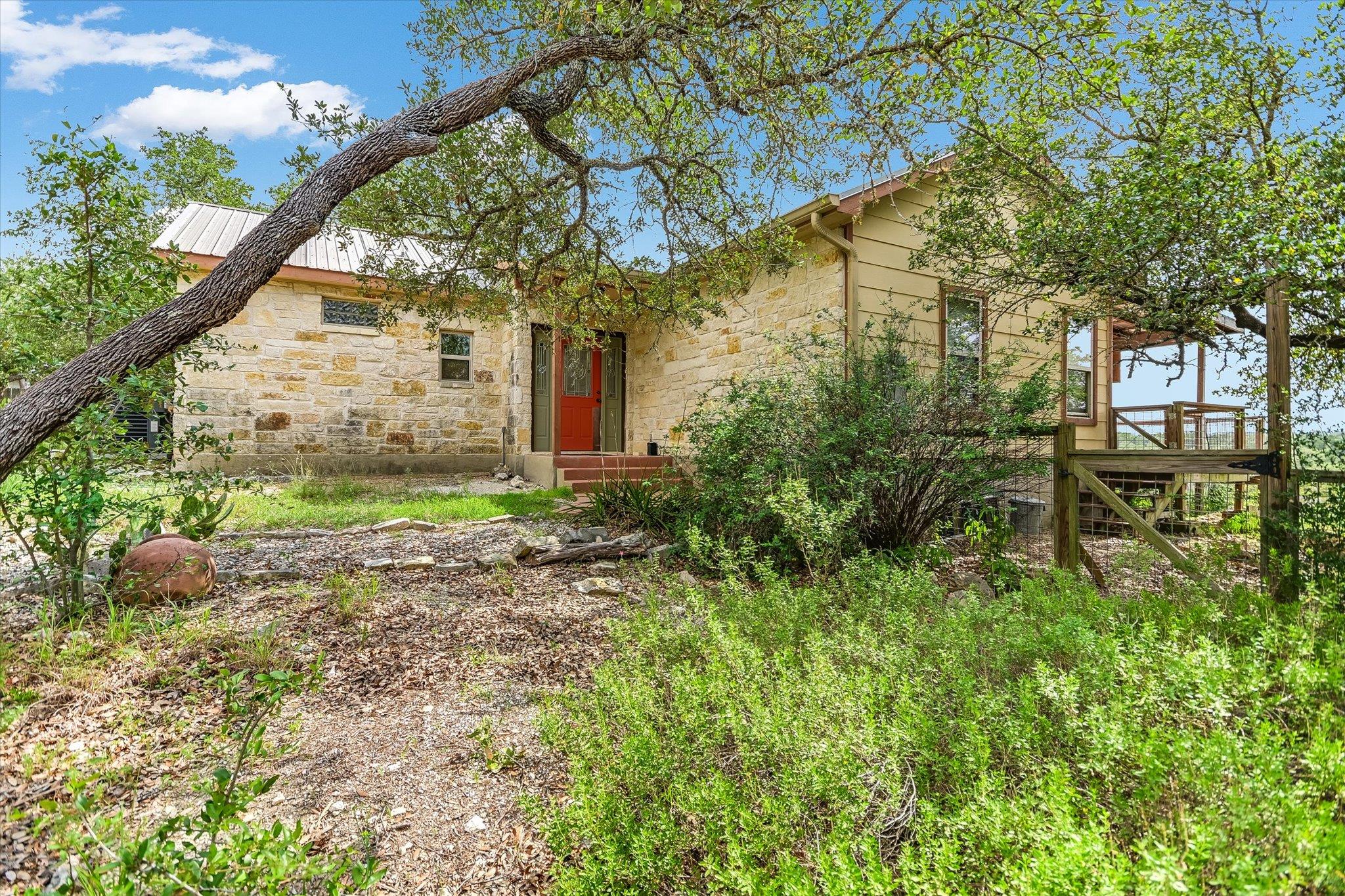 Single Family Residence