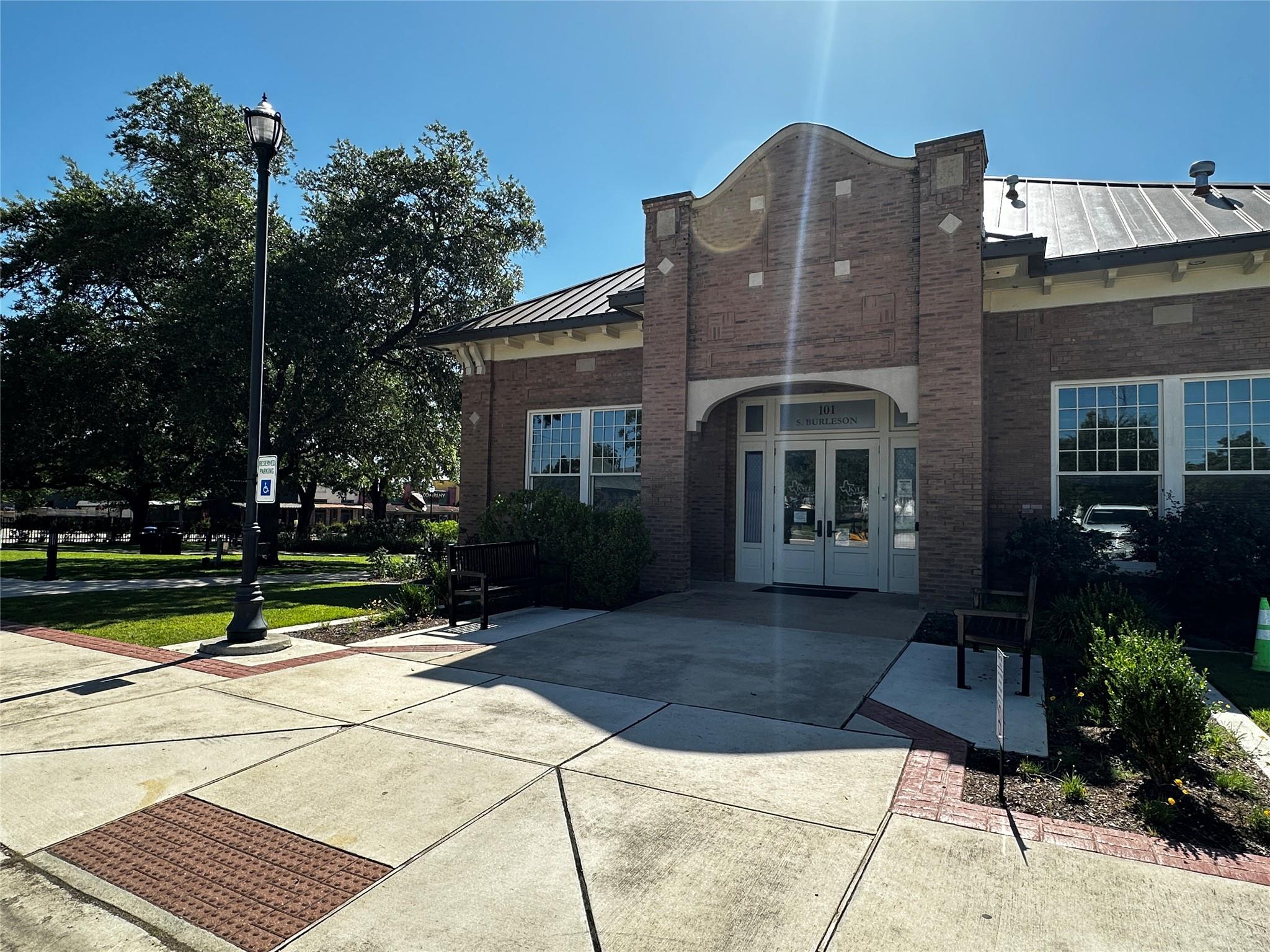Photo 19