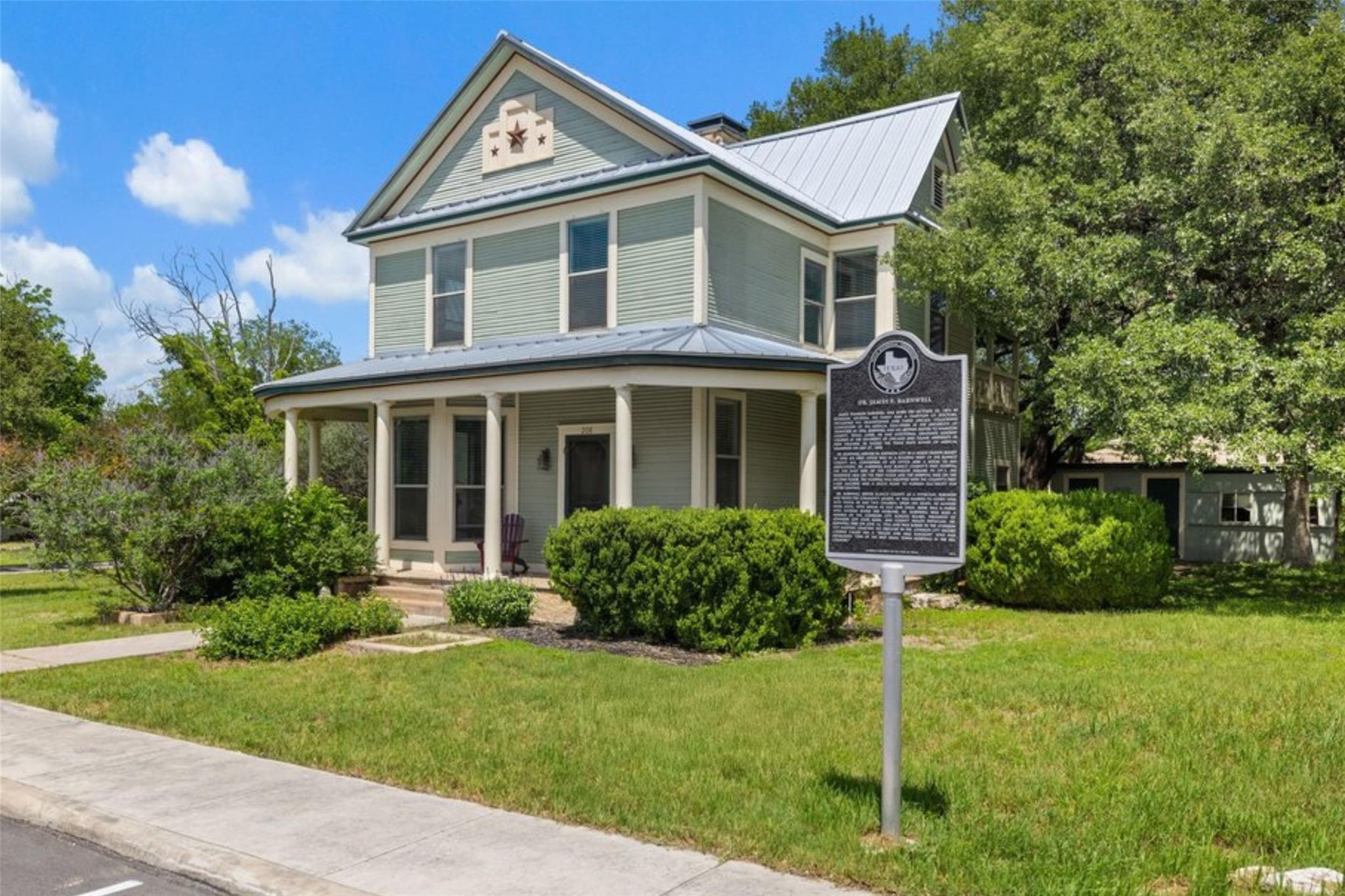Single Family Residence