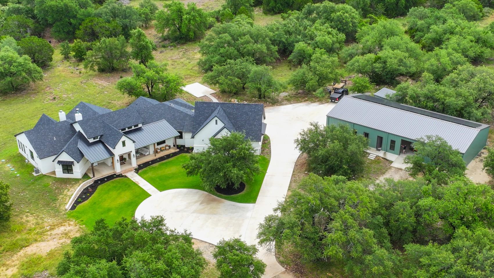 7670 Shiny Top Ranch