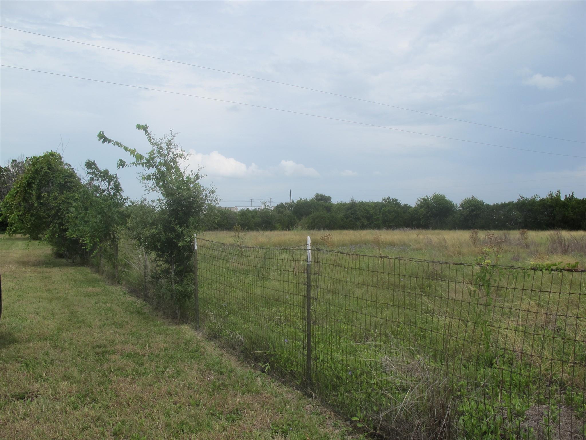 Photo 32