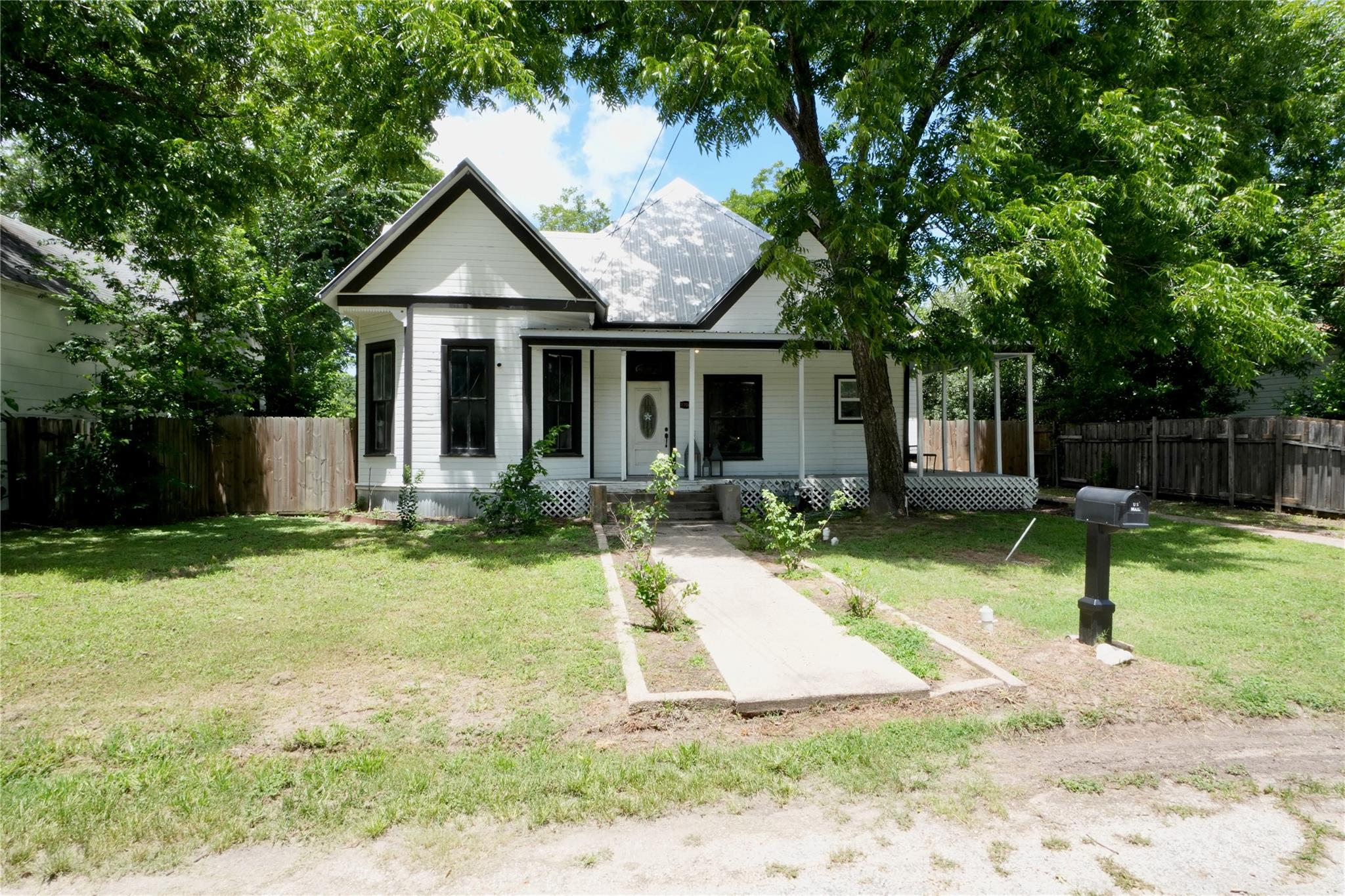 1704 Houston
