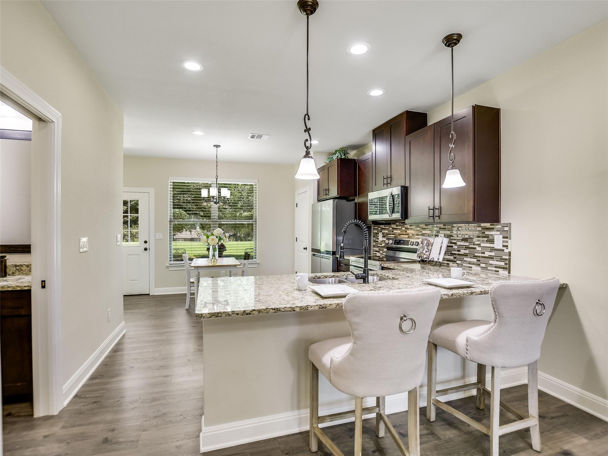 Photo 5