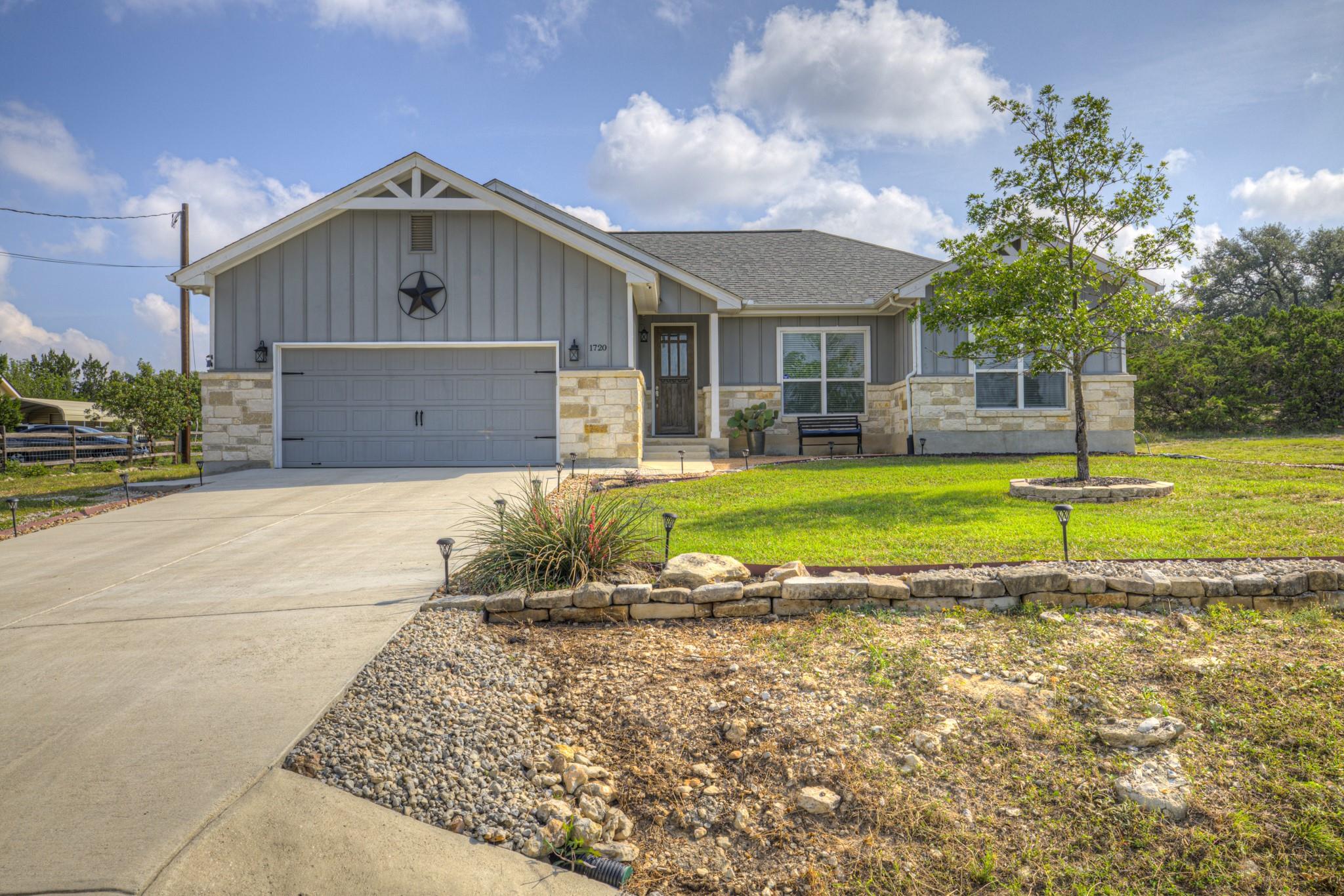 1720 Rocky Ridge