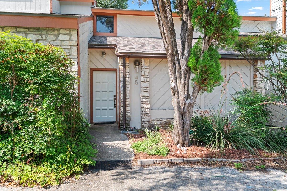 45 Cypress Fairway