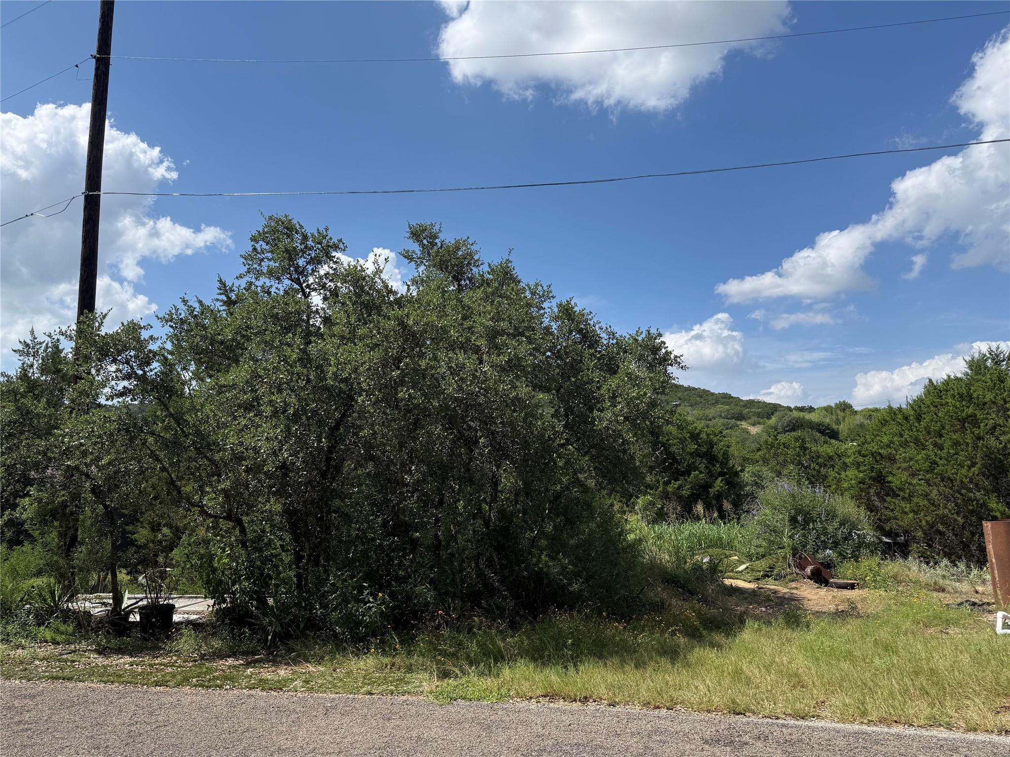 18402 Roundrock