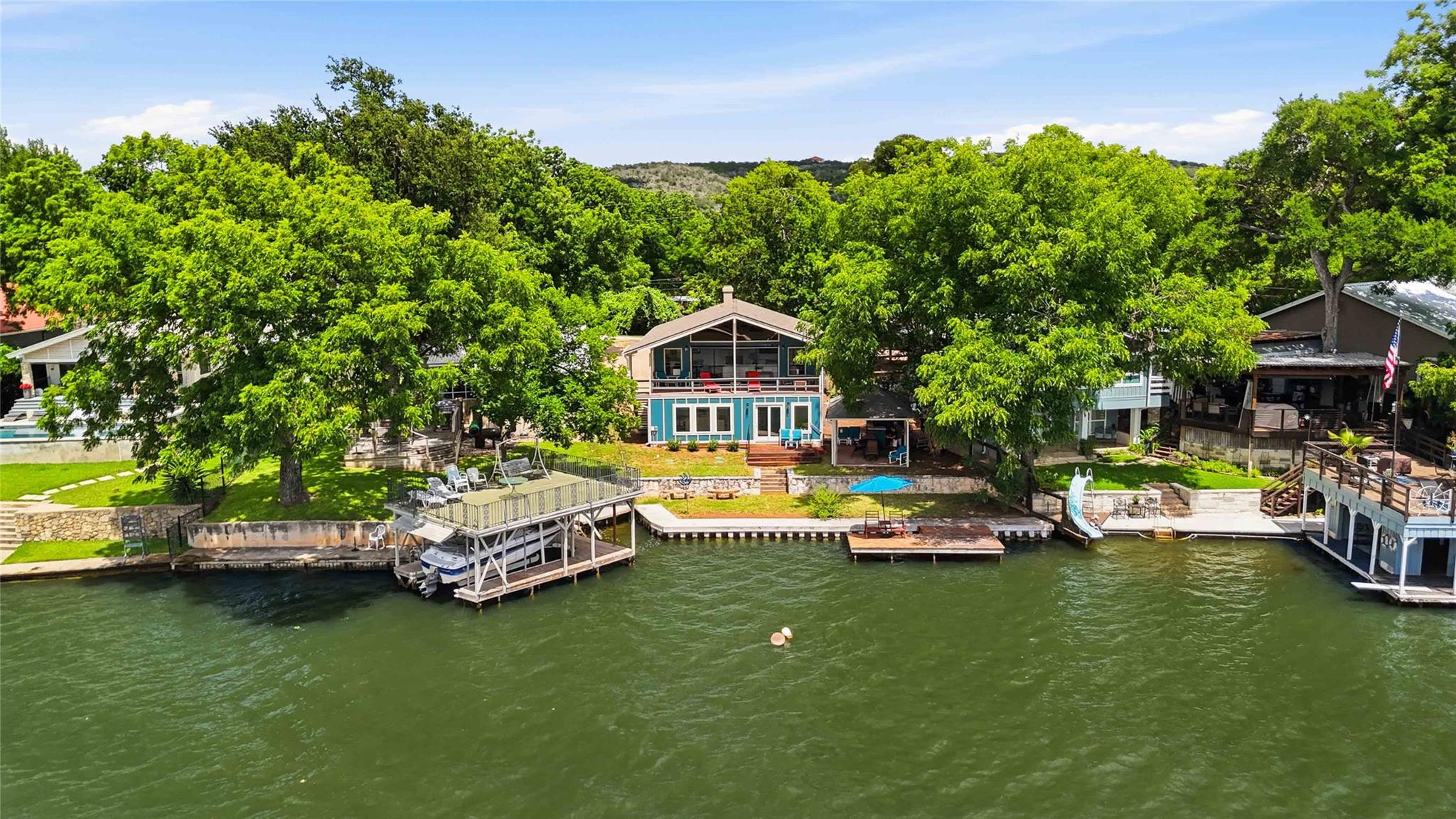 1308 Lakeside