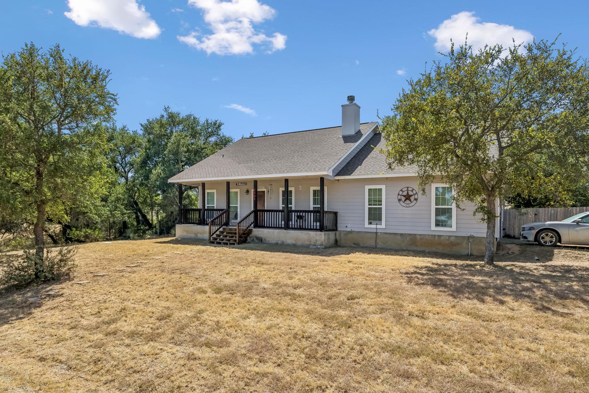 2302 Belaire